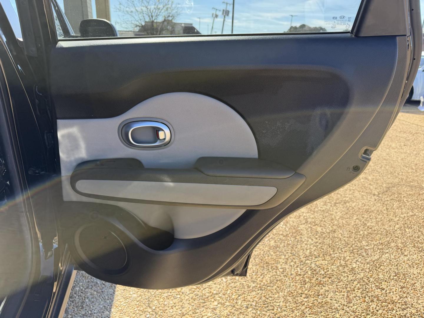 2015 BLACK KIA SOUL + (PLUS) (KNDJP3A58F7) , located at 922 W. Beacon St., Philadelphia, MS, 39350, (601) 650-3675, 32.770447, -89.127151 - Photo#15