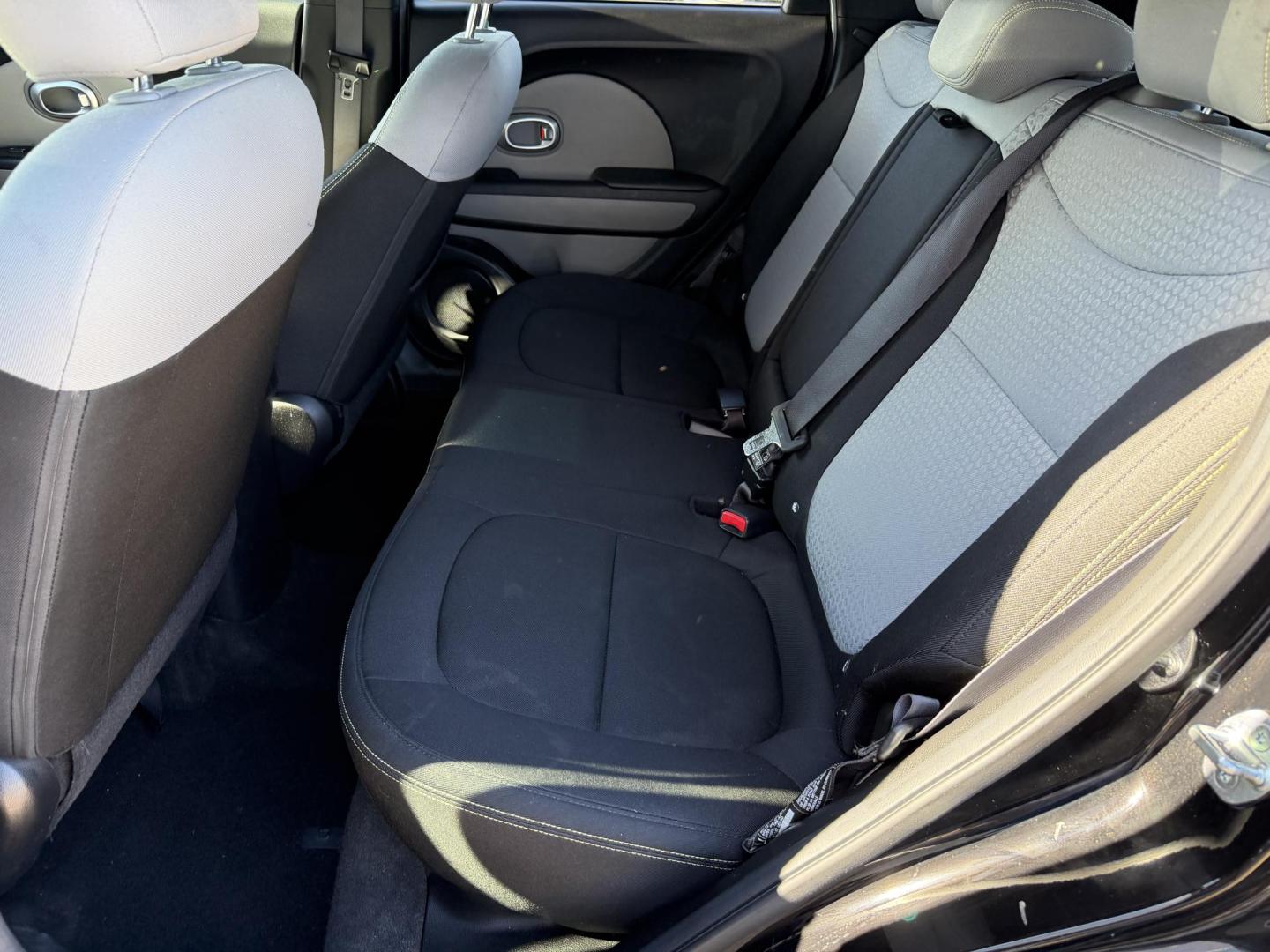 2015 BLACK KIA SOUL + (PLUS) (KNDJP3A58F7) , located at 922 W. Beacon St., Philadelphia, MS, 39350, (601) 650-3675, 32.770447, -89.127151 - Photo#13