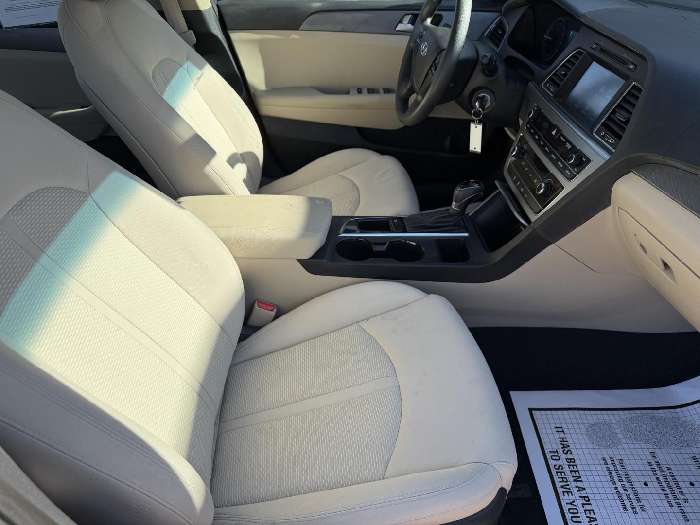 2016 BLUE HYUNDAI SONATA SE (5NPE24AF3GH) , located at 922 W. Beacon St., Philadelphia, MS, 39350, (601) 650-3675, 32.770447, -89.127151 - Photo#10