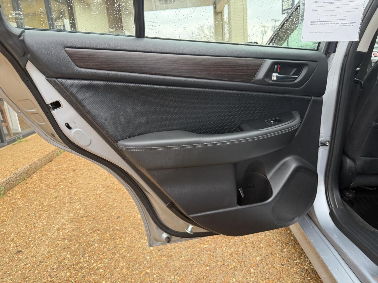 2015 SILVER SUBARU LEGACY 2.5I LIMITED (4S3BNBL64F3) , located at 922 W. Beacon St., Philadelphia, MS, 39350, (601) 650-3675, 32.770447, -89.127151 - Photo#12