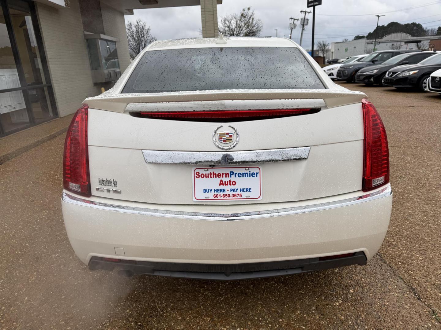 2012 WHITE CADILLAC CTS LUXURY W/NAV.SYS (1G6DF5E50C0) , located at 922 W. Beacon St., Philadelphia, MS, 39350, (601) 650-3675, 32.770447, -89.127151 - Photo#4