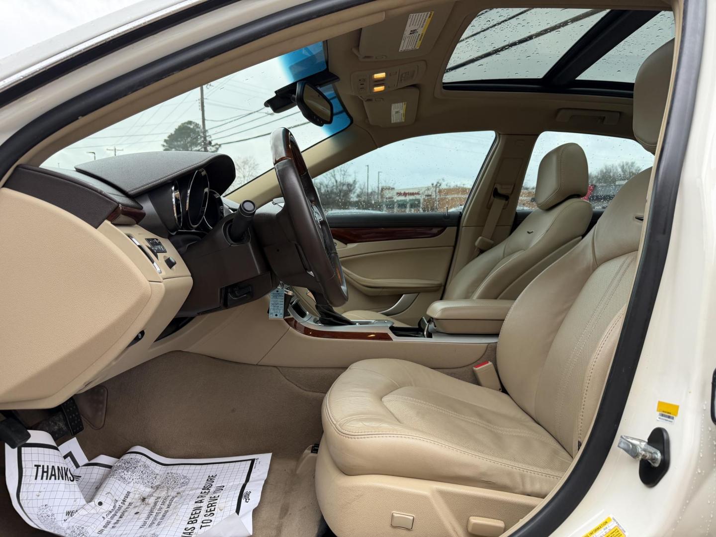 2012 WHITE CADILLAC CTS LUXURY W/NAV.SYS (1G6DF5E50C0) , located at 922 W. Beacon St., Philadelphia, MS, 39350, (601) 650-3675, 32.770447, -89.127151 - Photo#9