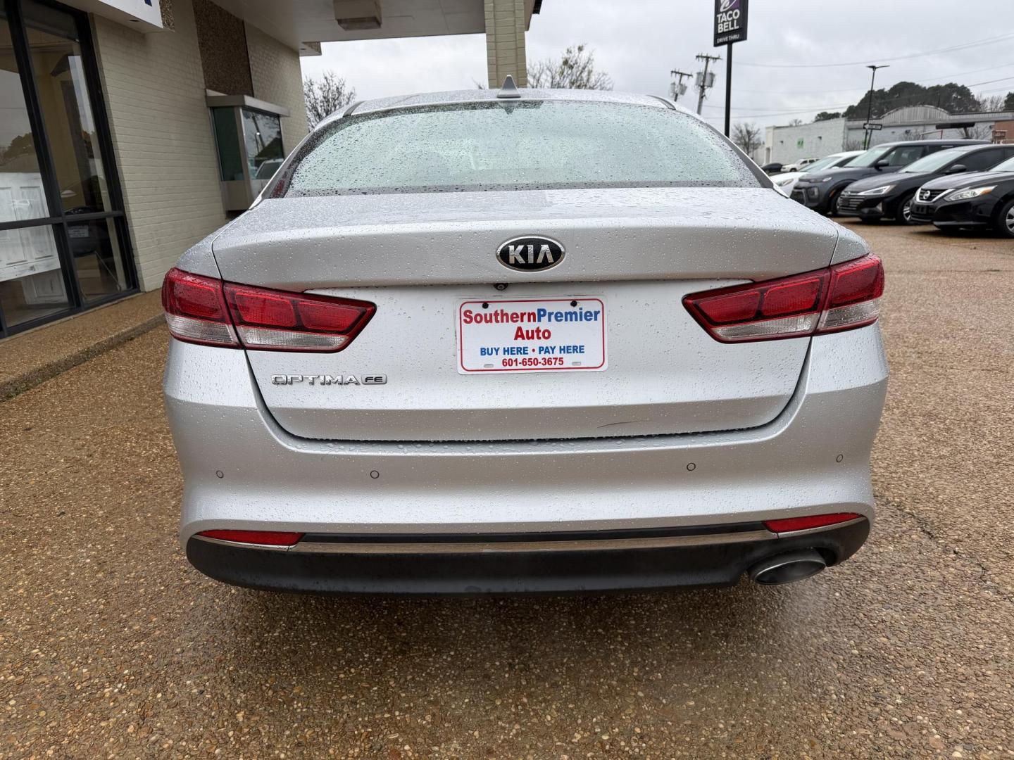 2018 SILVER KIA OPTIMA LX (5XXGT4L31JG) , located at 922 W. Beacon St., Philadelphia, MS, 39350, (601) 650-3675, 32.770447, -89.127151 - Photo#4