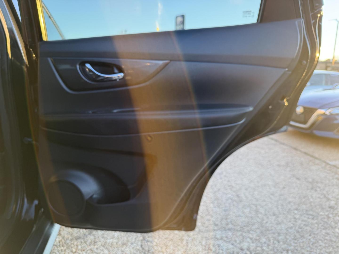 2019 BLACK NISSAN ROGUE SV (KNMAT2MV8KP) , located at 922 W. Beacon St., Philadelphia, MS, 39350, (601) 650-3675, 32.770447, -89.127151 - Photo#15