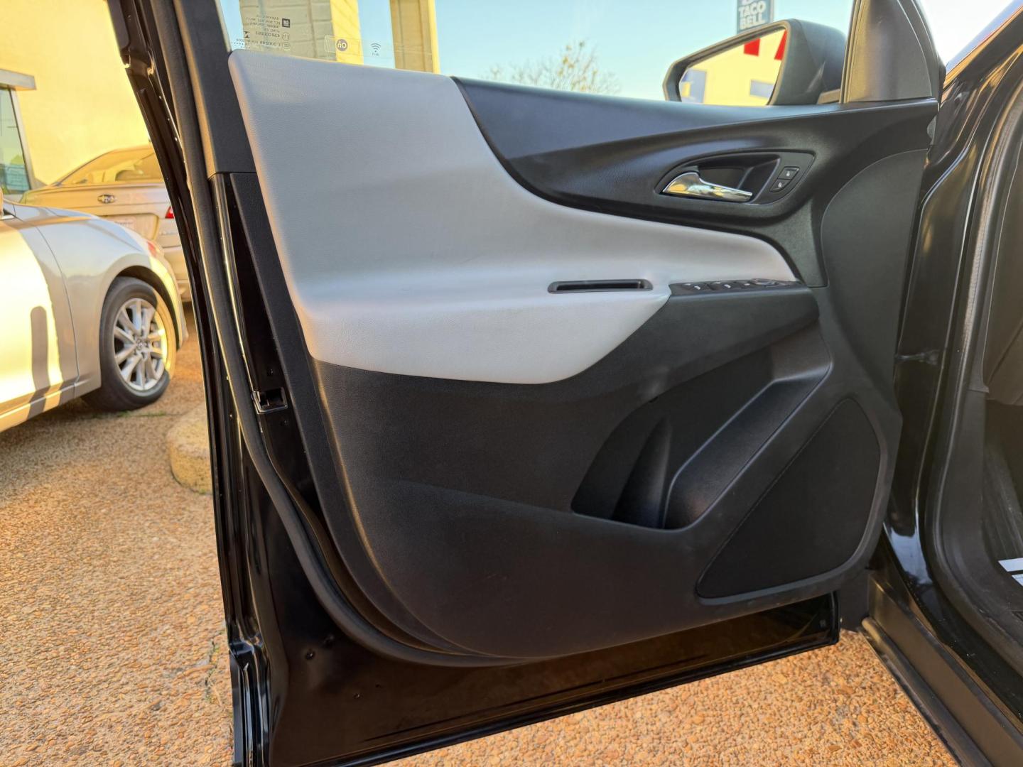 2020 BLACK CHEVROLET EQUINOX LS (2GNAXHEV0L6) , located at 922 W. Beacon St., Philadelphia, MS, 39350, (601) 650-3675, 32.770447, -89.127151 - Photo#8