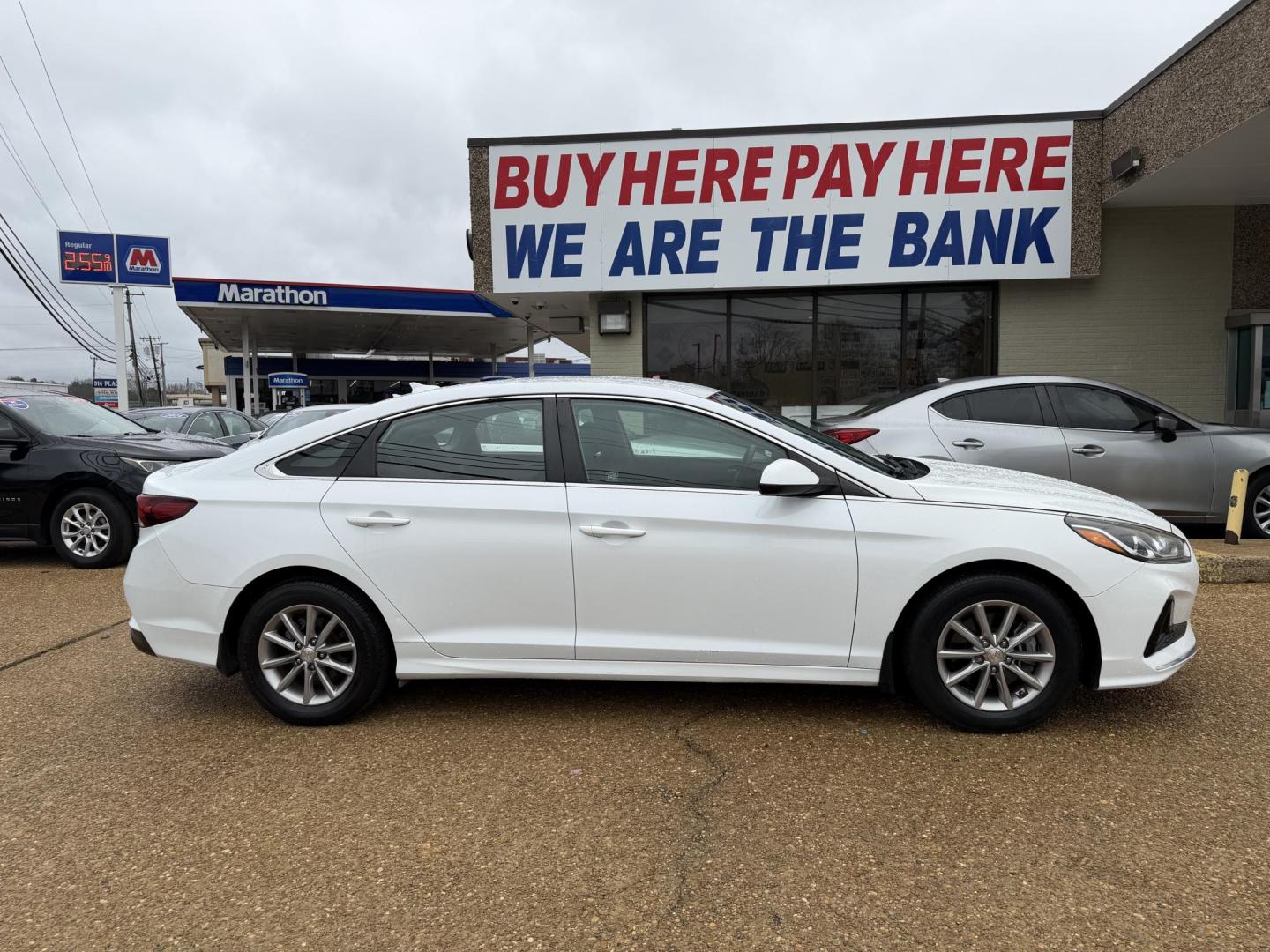 2019 WHITE HYUNDAI SONATA SE (5NPE24AF0KH) , located at 922 W. Beacon St., Philadelphia, MS, 39350, (601) 650-3675, 32.770447, -89.127151 - Photo#6