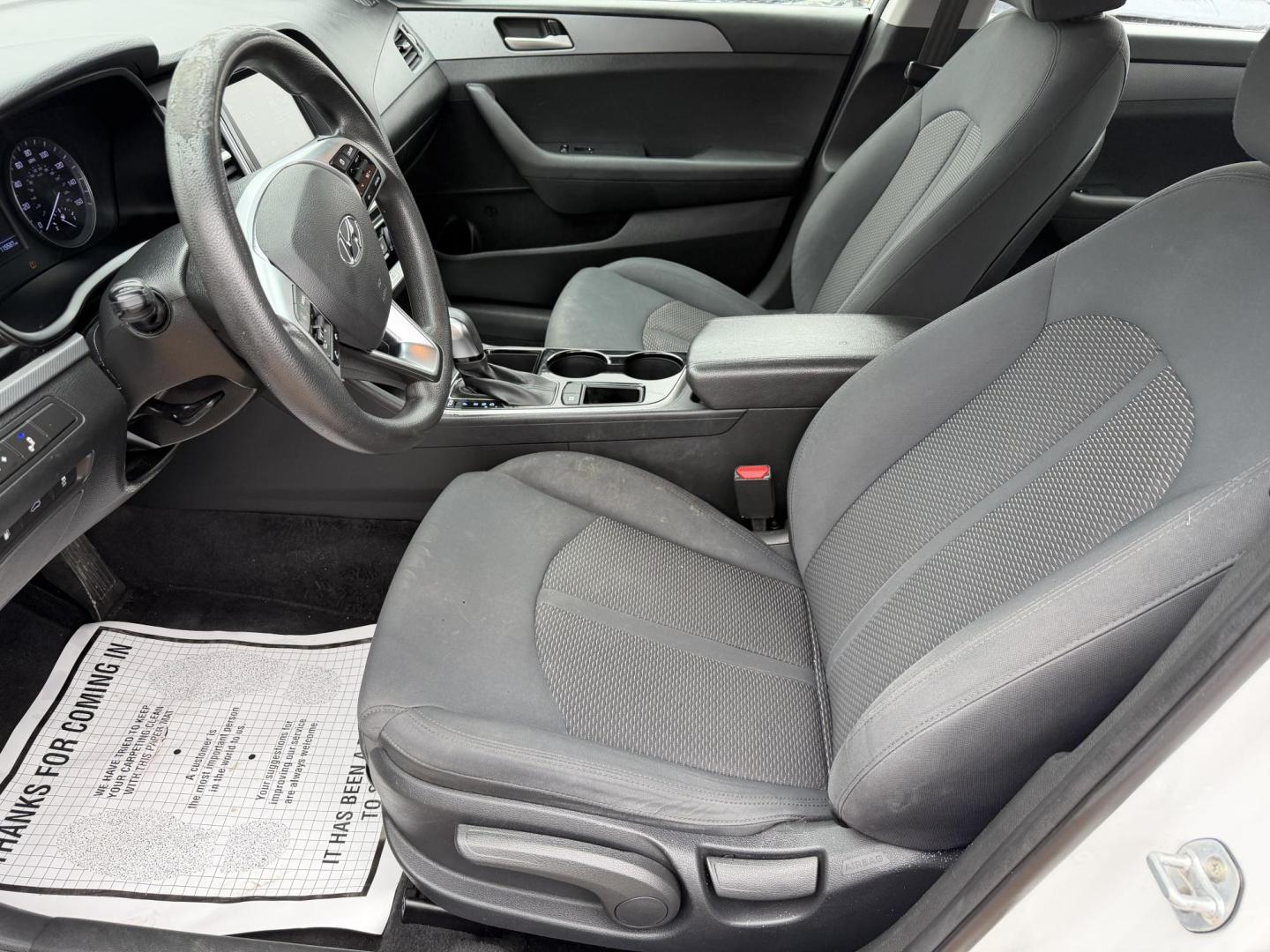 2019 WHITE HYUNDAI SONATA SE (5NPE24AF0KH) , located at 922 W. Beacon St., Philadelphia, MS, 39350, (601) 650-3675, 32.770447, -89.127151 - Photo#9