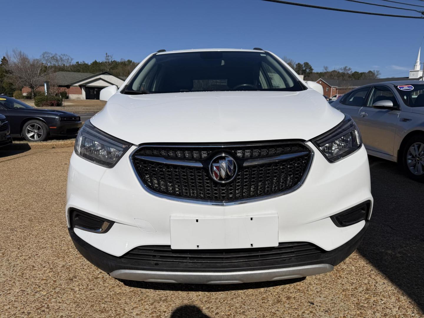 2020 WHITE BUICK ENCORE PREFERRED (KL4CJASB0LB) , located at 922 W. Beacon St., Philadelphia, MS, 39350, (601) 650-3675, 32.770447, -89.127151 - Photo#1