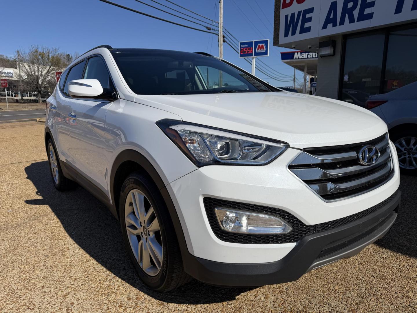 2016 WHITE HYUNDAI SANTA FE SPORT 2.0T (5XYZWDLA2GG) , located at 922 W. Beacon St., Philadelphia, MS, 39350, (601) 650-3675, 32.770447, -89.127151 - Photo#0
