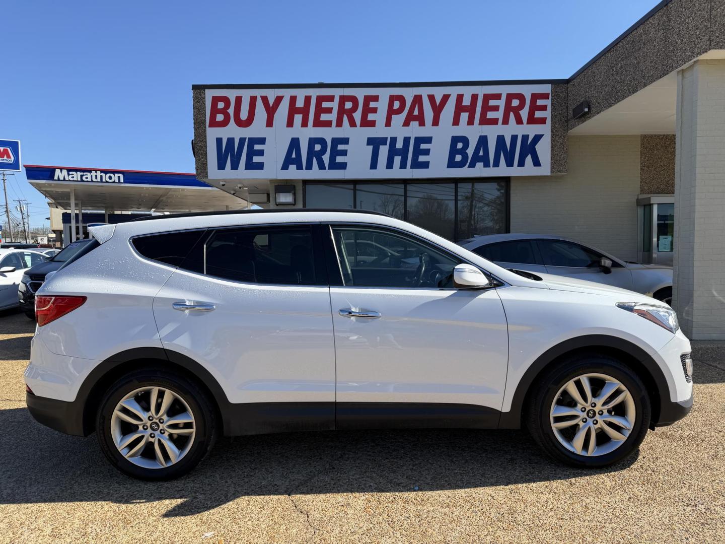2016 WHITE HYUNDAI SANTA FE SPORT 2.0T (5XYZWDLA2GG) , located at 922 W. Beacon St., Philadelphia, MS, 39350, (601) 650-3675, 32.770447, -89.127151 - Photo#6