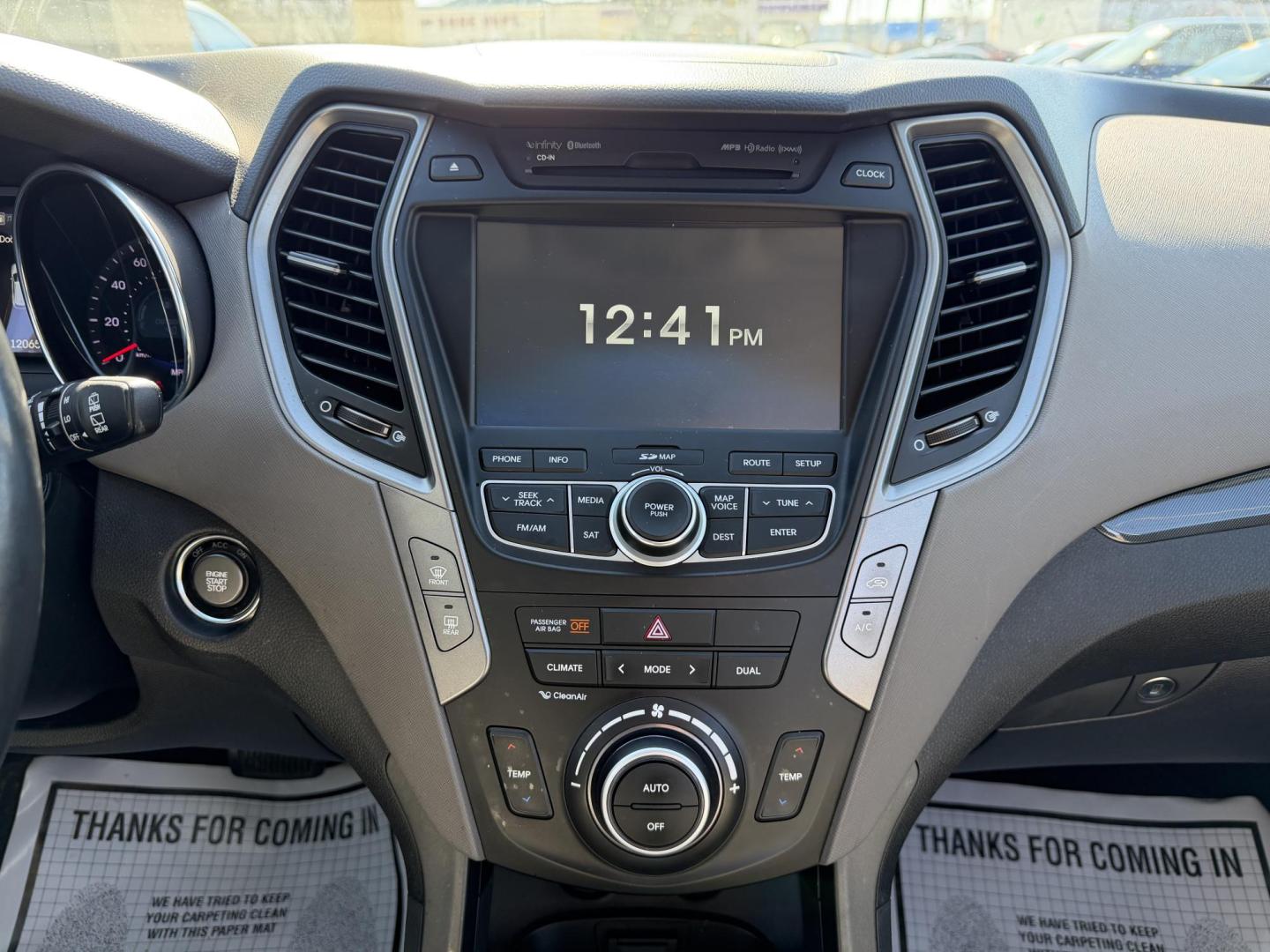 2016 WHITE HYUNDAI SANTA FE SPORT 2.0T (5XYZWDLA2GG) , located at 922 W. Beacon St., Philadelphia, MS, 39350, (601) 650-3675, 32.770447, -89.127151 - Photo#17