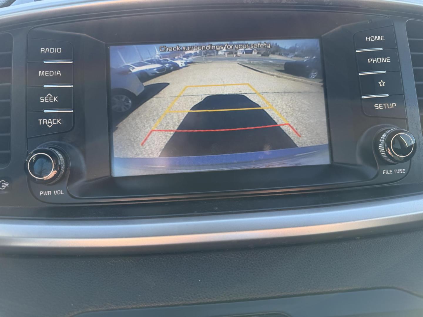 2019 SILVER KIA SORENTO L (5XYPG4A34KG) , located at 922 W. Beacon St., Philadelphia, MS, 39350, (601) 650-3675, 32.770447, -89.127151 - Photo#17