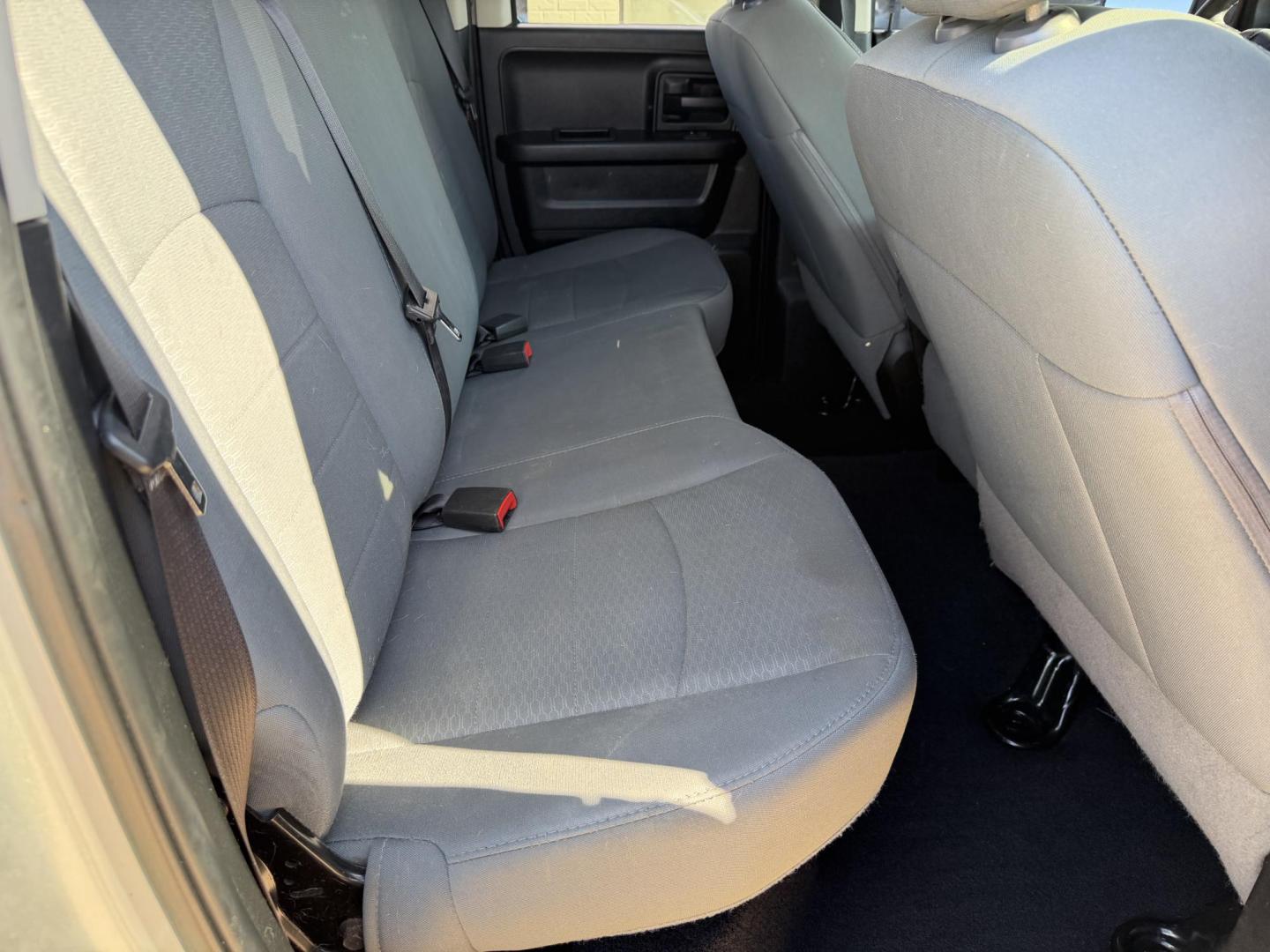 2017 SILVER RAM 1500 EXPRESS; TRADES (1C6RR6FT3HS) , located at 922 W. Beacon St., Philadelphia, MS, 39350, (601) 650-3675, 32.770447, -89.127151 - Photo#14