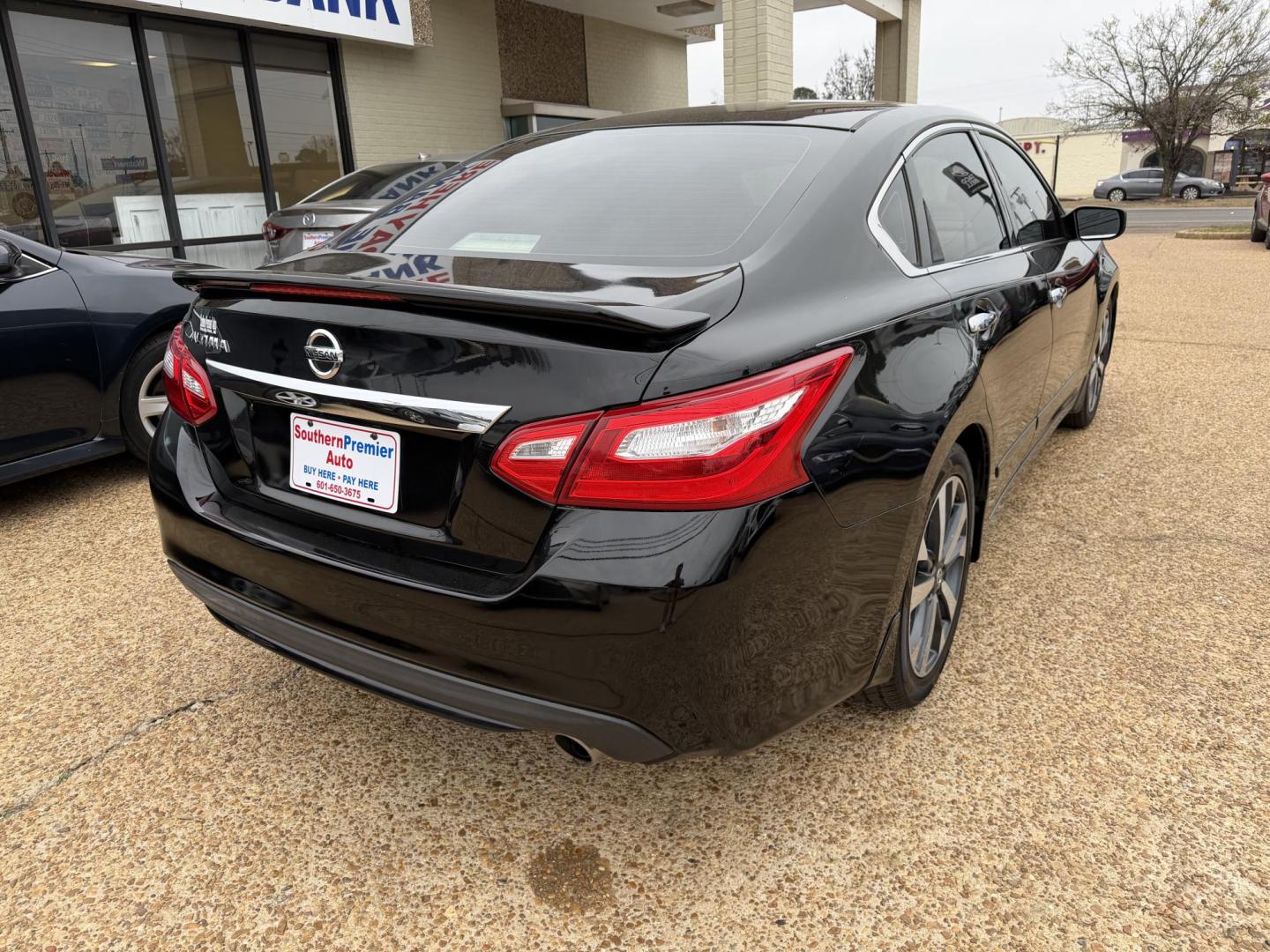 2017 BLACK NISSAN ALTIMA SR (1N4AL3AP3HN) , located at 922 W. Beacon St., Philadelphia, MS, 39350, (601) 650-3675, 32.770447, -89.127151 - Photo#5