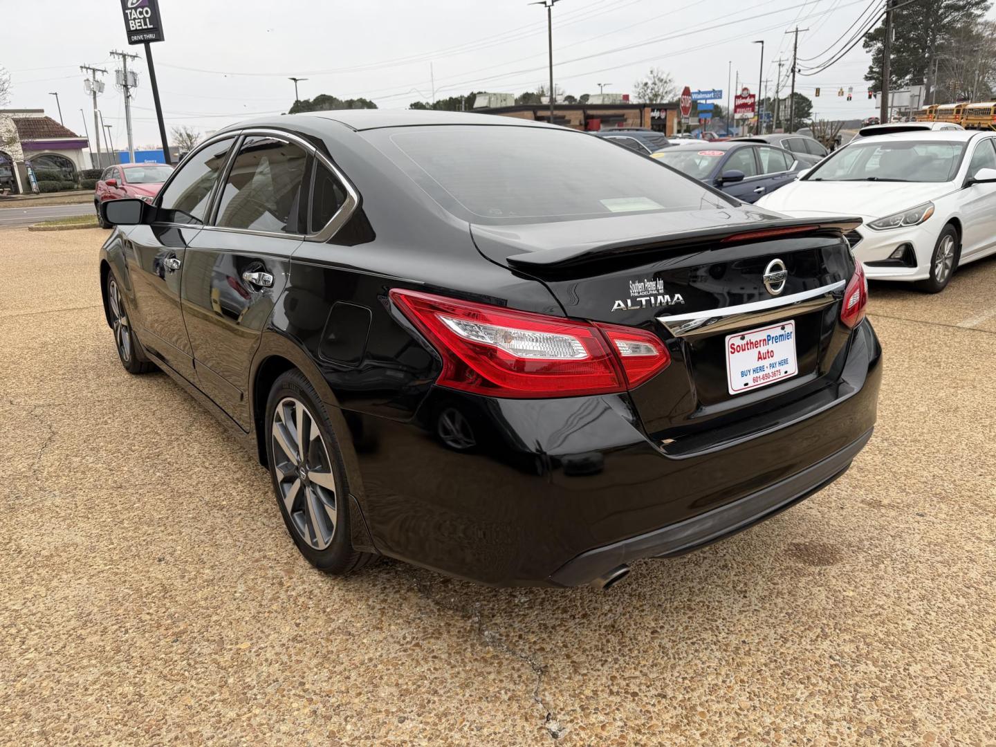 2017 BLACK NISSAN ALTIMA SR (1N4AL3AP3HN) , located at 922 W. Beacon St., Philadelphia, MS, 39350, (601) 650-3675, 32.770447, -89.127151 - Photo#3