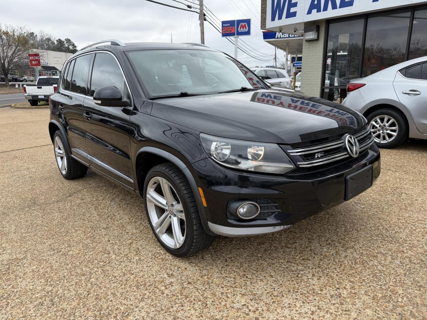 2016 BLACK VOLKSWAGEN TIGUAN R-LINE (WVGAV7AX6GW) , located at 922 W. Beacon St., Philadelphia, MS, 39350, (601) 650-3675, 32.770447, -89.127151 - Photo#0
