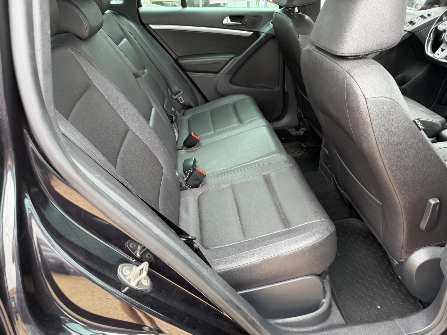 2016 BLACK VOLKSWAGEN TIGUAN R-LINE (WVGAV7AX6GW) , located at 922 W. Beacon St., Philadelphia, MS, 39350, (601) 650-3675, 32.770447, -89.127151 - Photo#14