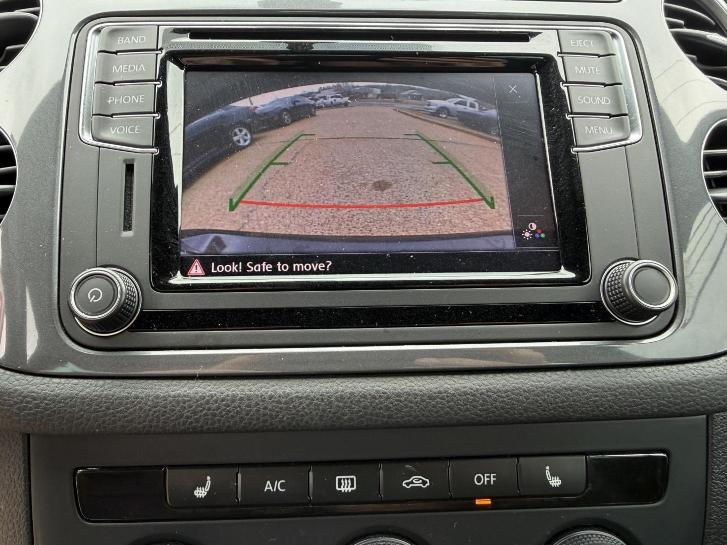 2016 BLACK VOLKSWAGEN TIGUAN R-LINE (WVGAV7AX6GW) , located at 922 W. Beacon St., Philadelphia, MS, 39350, (601) 650-3675, 32.770447, -89.127151 - Photo#18