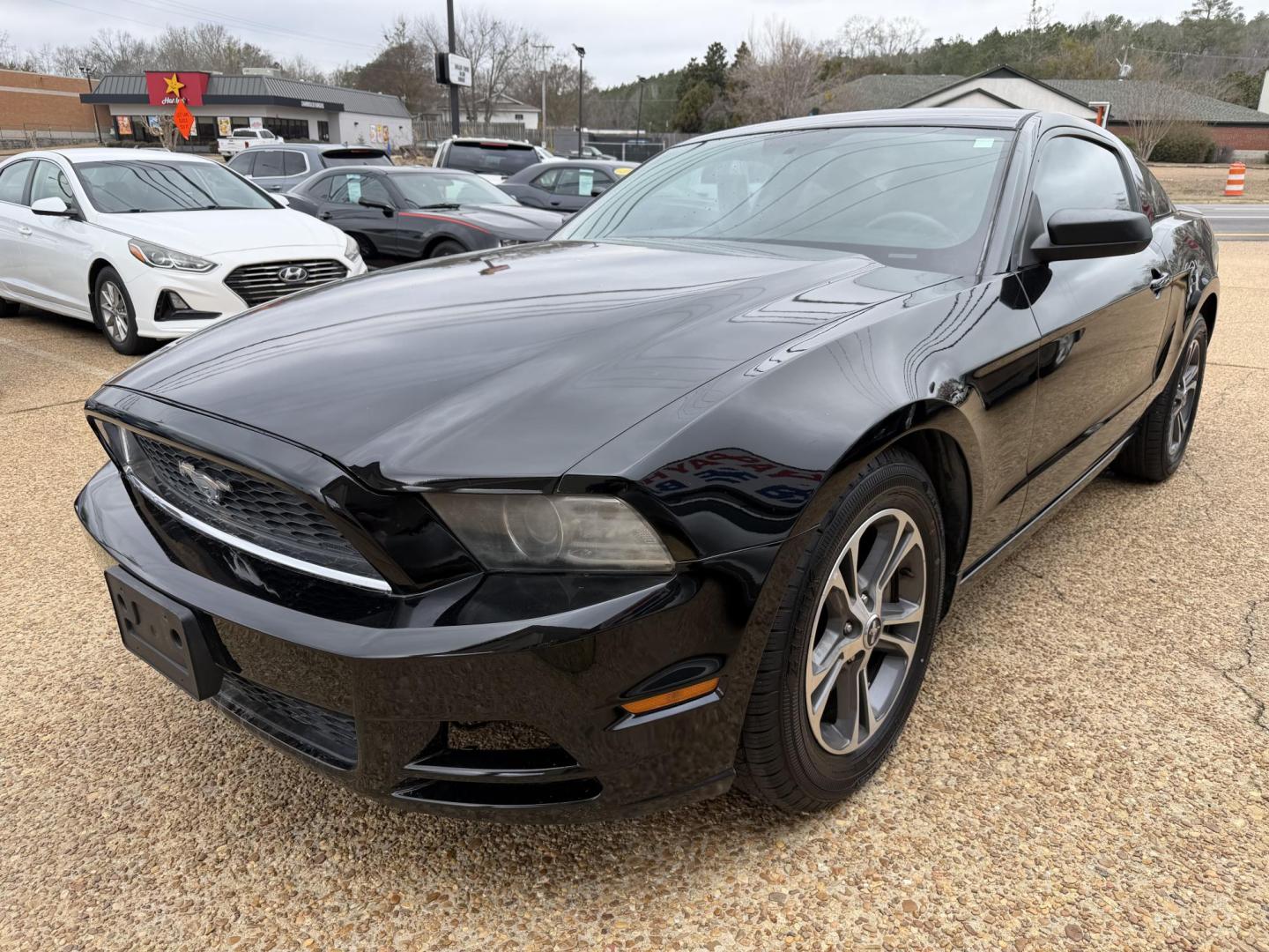 2014 BLACK FORD MUSTANG (1ZVBP8AM8E5) , located at 922 W. Beacon St., Philadelphia, MS, 39350, (601) 650-3675, 32.770447, -89.127151 - Photo#2