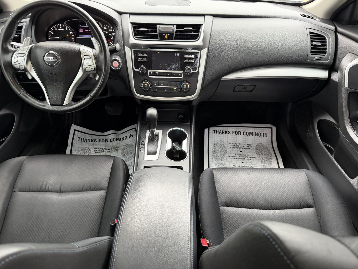 2017 WHITE NISSAN ALTIMA 2.5 SR (1N4AL3AP8HC) , located at 922 W. Beacon St., Philadelphia, MS, 39350, (601) 650-3675, 32.770447, -89.127151 - Photo#16