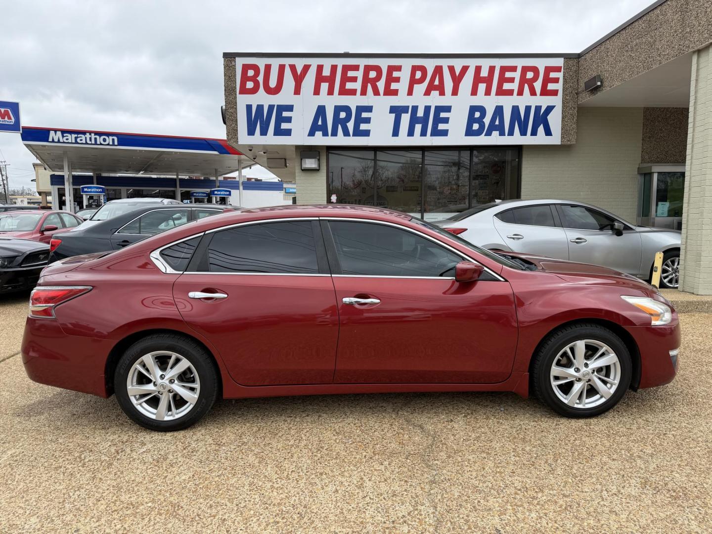 2015 RED NISSAN ALTIMA 2.5 SV (1N4AL3AP9FC) , located at 922 W. Beacon St., Philadelphia, MS, 39350, (601) 650-3675, 32.770447, -89.127151 - Photo#6