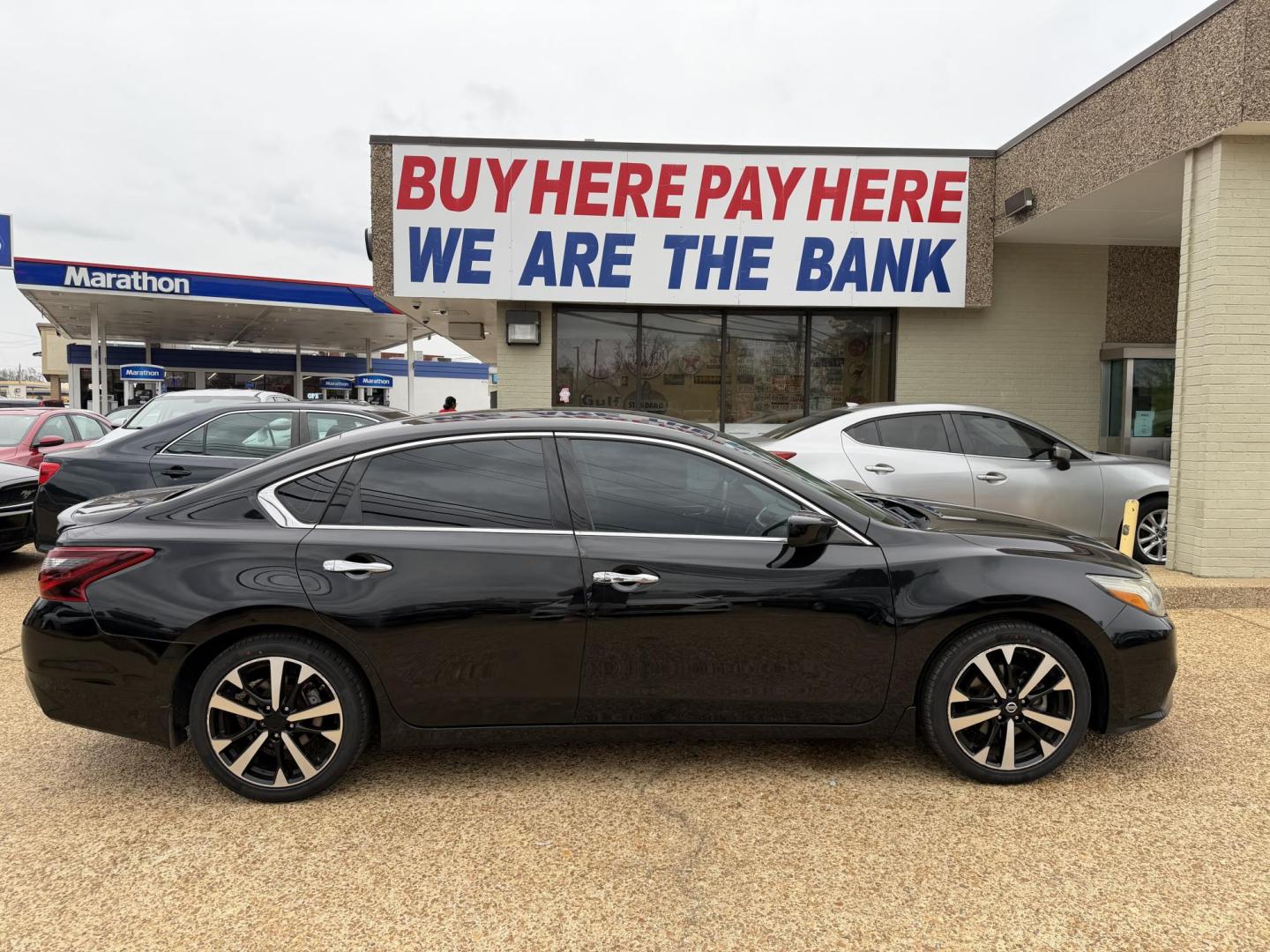 2018 BLACK NISSAN ALTIMA 2.5 SR (1N4AL3AP8JC) , located at 922 W. Beacon St., Philadelphia, MS, 39350, (601) 650-3675, 32.770447, -89.127151 - Photo#6