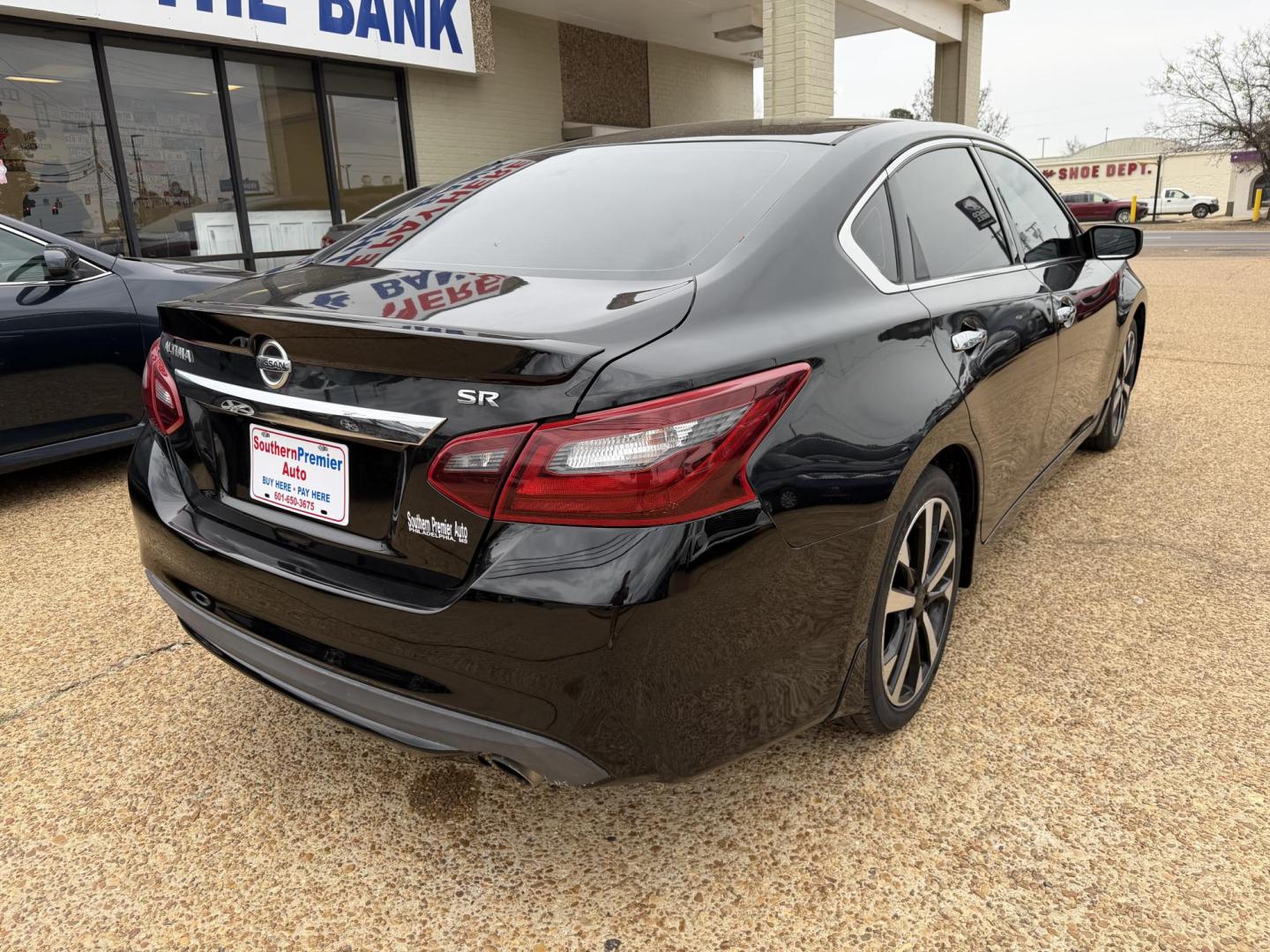 2018 BLACK NISSAN ALTIMA 2.5 SR (1N4AL3AP8JC) , located at 922 W. Beacon St., Philadelphia, MS, 39350, (601) 650-3675, 32.770447, -89.127151 - Photo#5