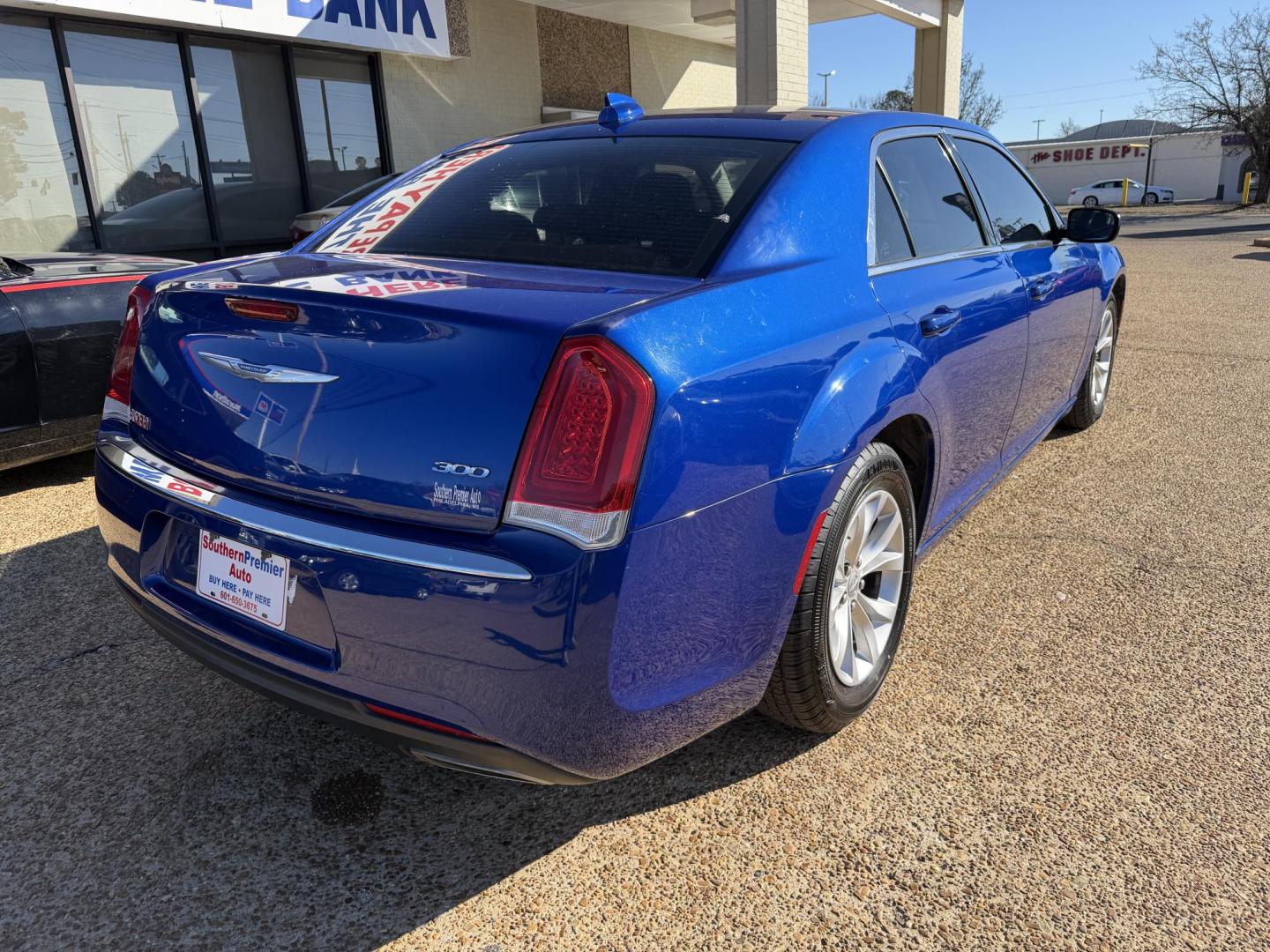 2018 BLUE CHRYSLER 300 TOURING (2C3CCAAG5JH) , located at 922 W. Beacon St., Philadelphia, MS, 39350, (601) 650-3675, 32.770447, -89.127151 - Photo#5