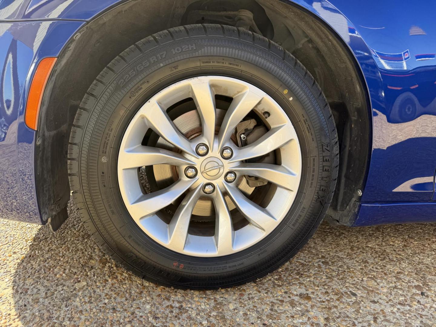 2018 BLUE CHRYSLER 300 TOURING (2C3CCAAG5JH) , located at 922 W. Beacon St., Philadelphia, MS, 39350, (601) 650-3675, 32.770447, -89.127151 - Photo#7