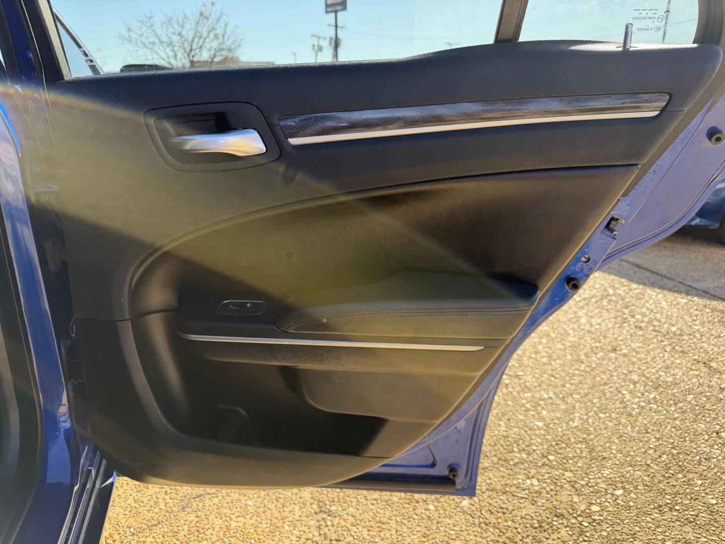 2018 BLUE CHRYSLER 300 TOURING (2C3CCAAG5JH) , located at 922 W. Beacon St., Philadelphia, MS, 39350, (601) 650-3675, 32.770447, -89.127151 - Photo#15