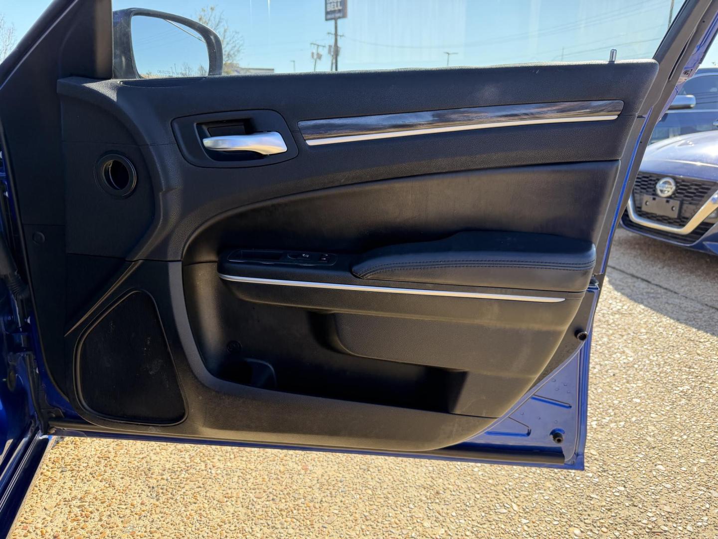 2018 BLUE CHRYSLER 300 TOURING (2C3CCAAG5JH) , located at 922 W. Beacon St., Philadelphia, MS, 39350, (601) 650-3675, 32.770447, -89.127151 - Photo#11
