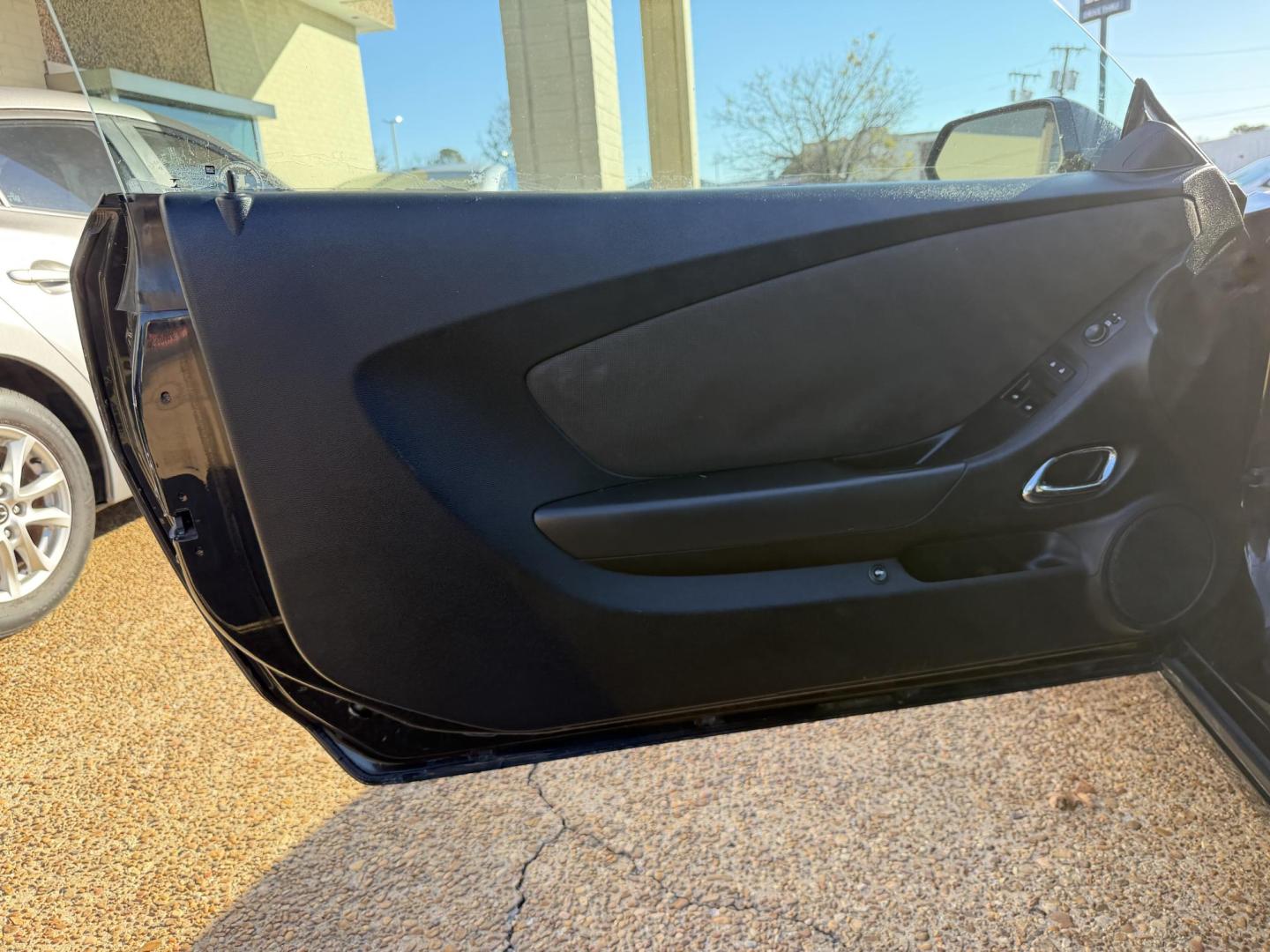 2013 BLACK CHEVROLET CAMARO 1LT (2G1FF1E38D9) , located at 922 W. Beacon St., Philadelphia, MS, 39350, (601) 650-3675, 32.770447, -89.127151 - Photo#8