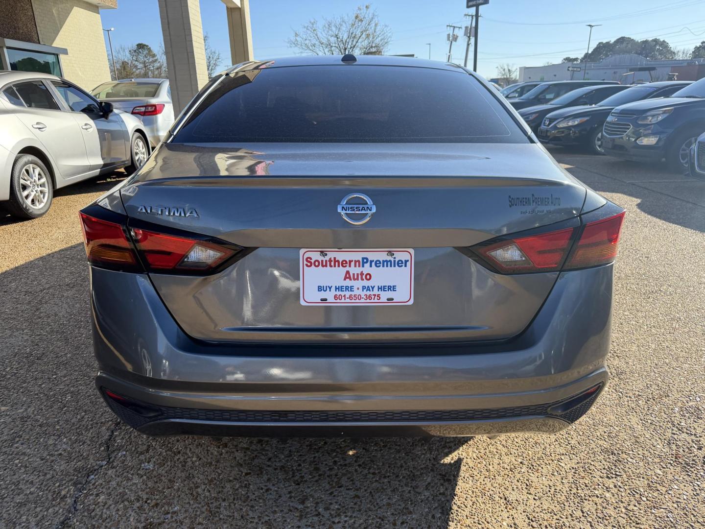 2020 GRAY NISSAN ALTIMA 2.5 S (1N4BL4BV3LC) , located at 922 W. Beacon St., Philadelphia, MS, 39350, (601) 650-3675, 32.770447, -89.127151 - Photo#4
