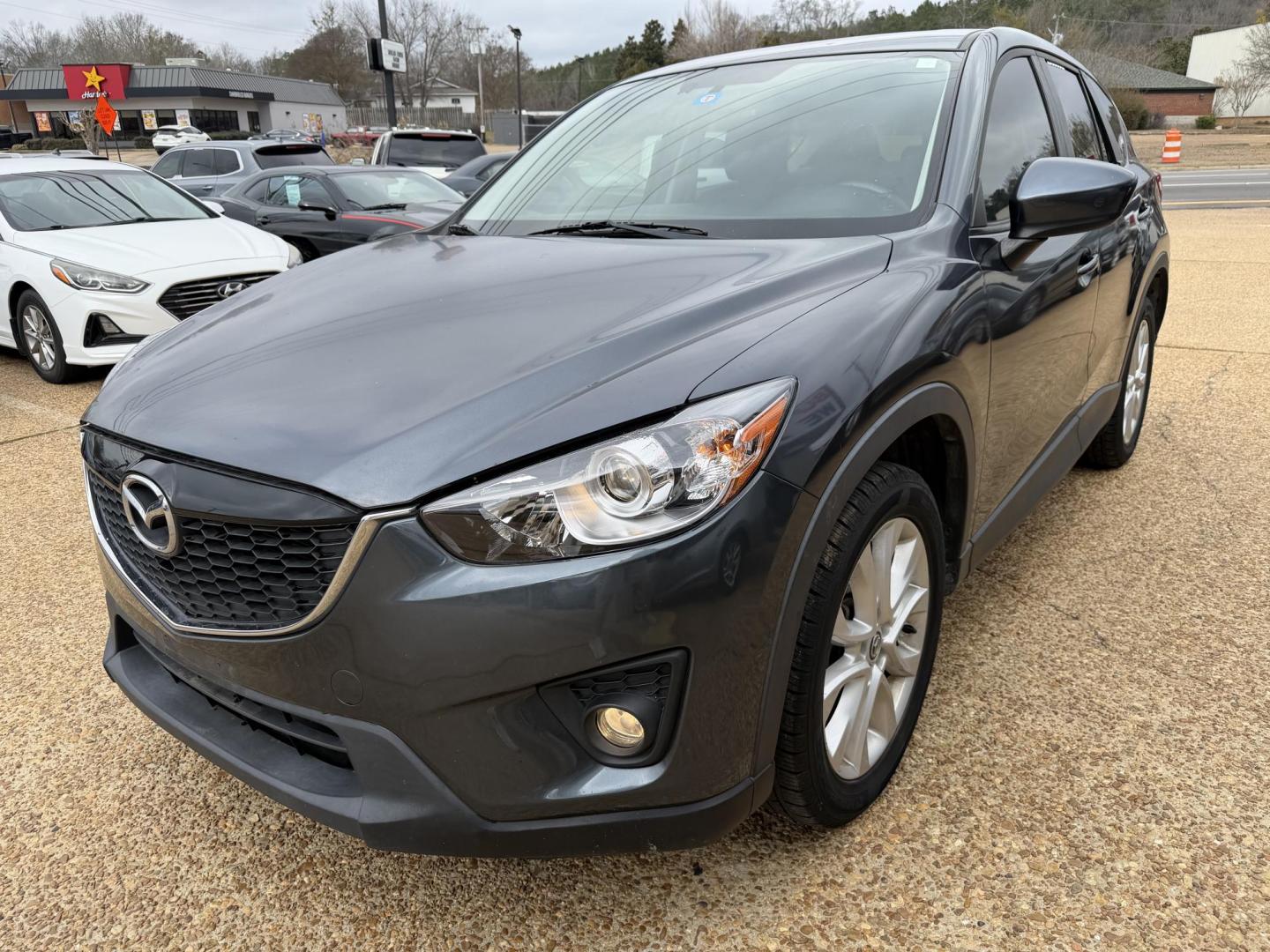 2013 GRAY MAZDA CX-5 GRAND TOURING (JM3KE2DE3D0) , located at 922 W. Beacon St., Philadelphia, MS, 39350, (601) 650-3675, 32.770447, -89.127151 - Photo#2