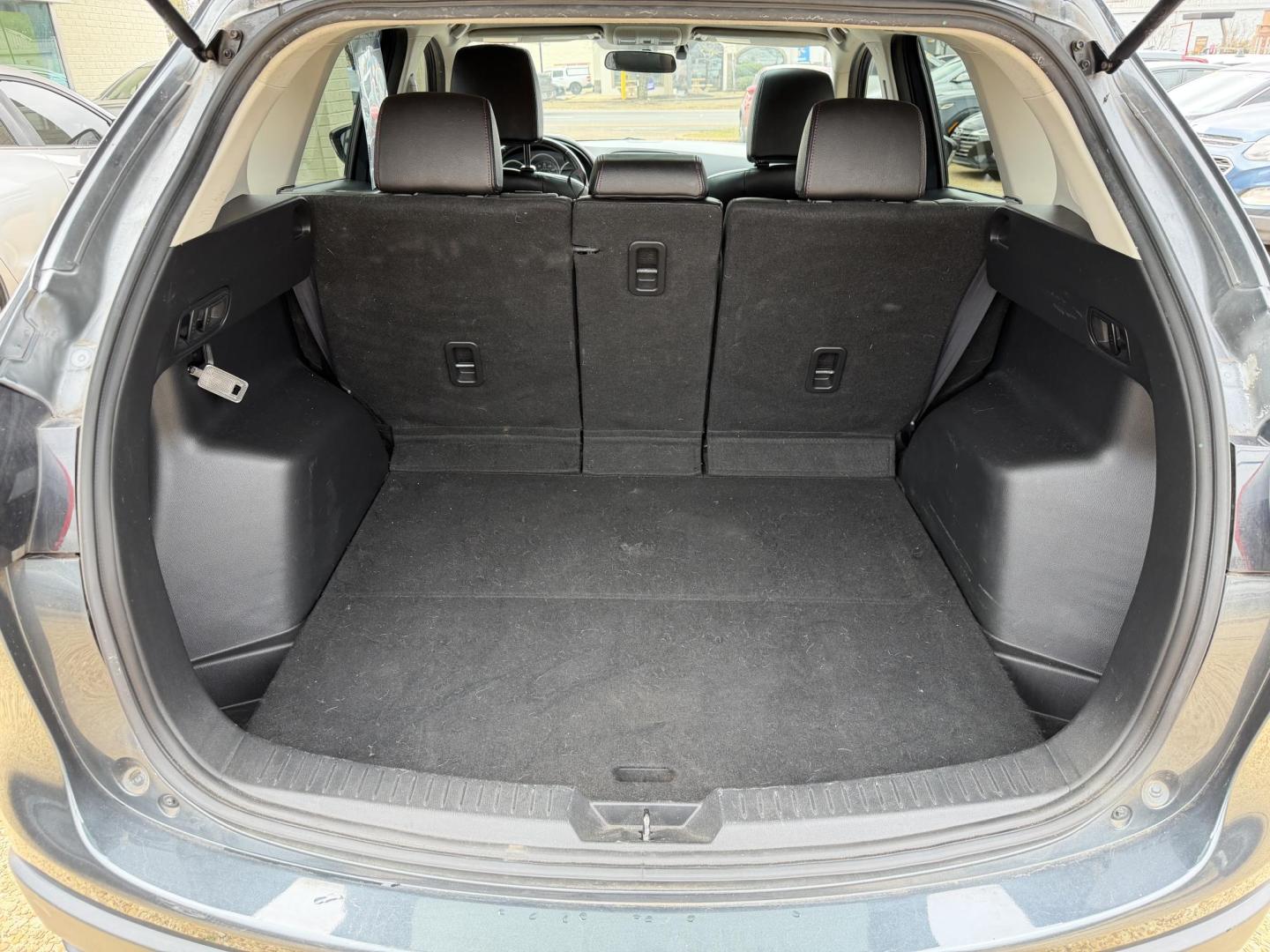 2013 GRAY MAZDA CX-5 GRAND TOURING (JM3KE2DE3D0) , located at 922 W. Beacon St., Philadelphia, MS, 39350, (601) 650-3675, 32.770447, -89.127151 - Photo#19