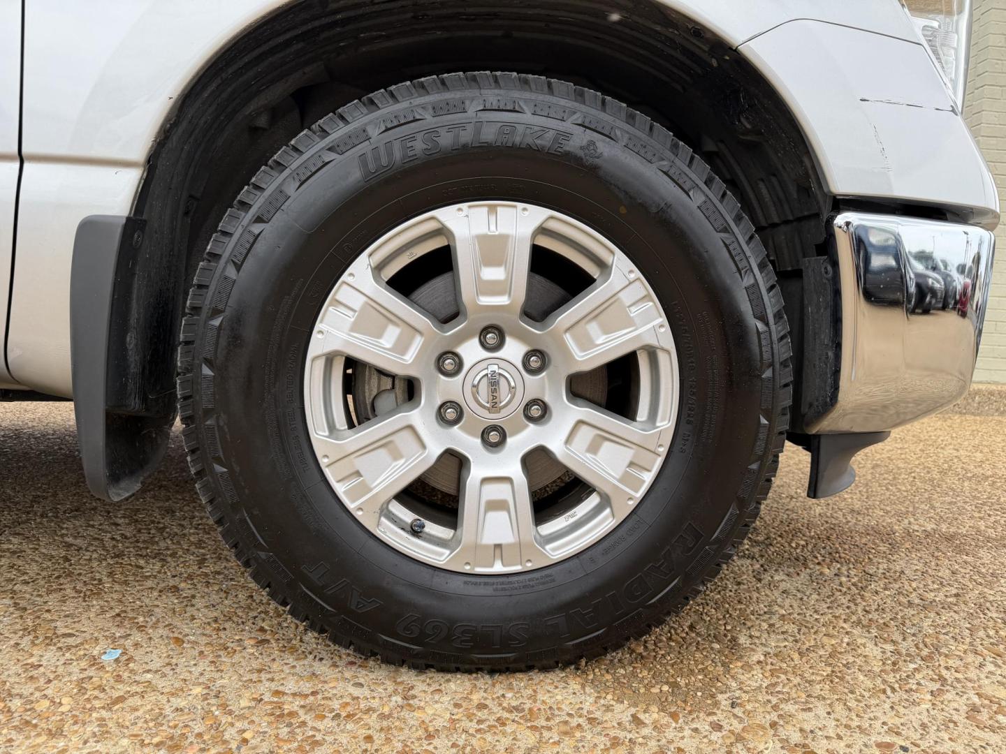 2017 SILVER NISSAN TITAN SV (1N6AA1EK0HN) , located at 922 W. Beacon St., Philadelphia, MS, 39350, (601) 650-3675, 32.770447, -89.127151 - Photo#7