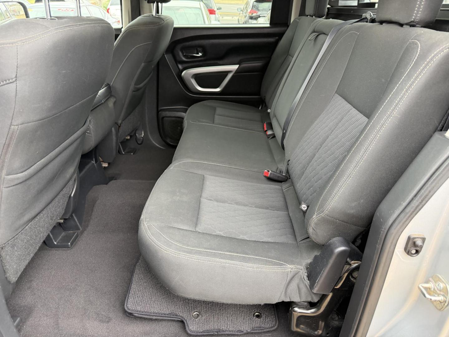 2017 SILVER NISSAN TITAN SV (1N6AA1EK0HN) , located at 922 W. Beacon St., Philadelphia, MS, 39350, (601) 650-3675, 32.770447, -89.127151 - Photo#13