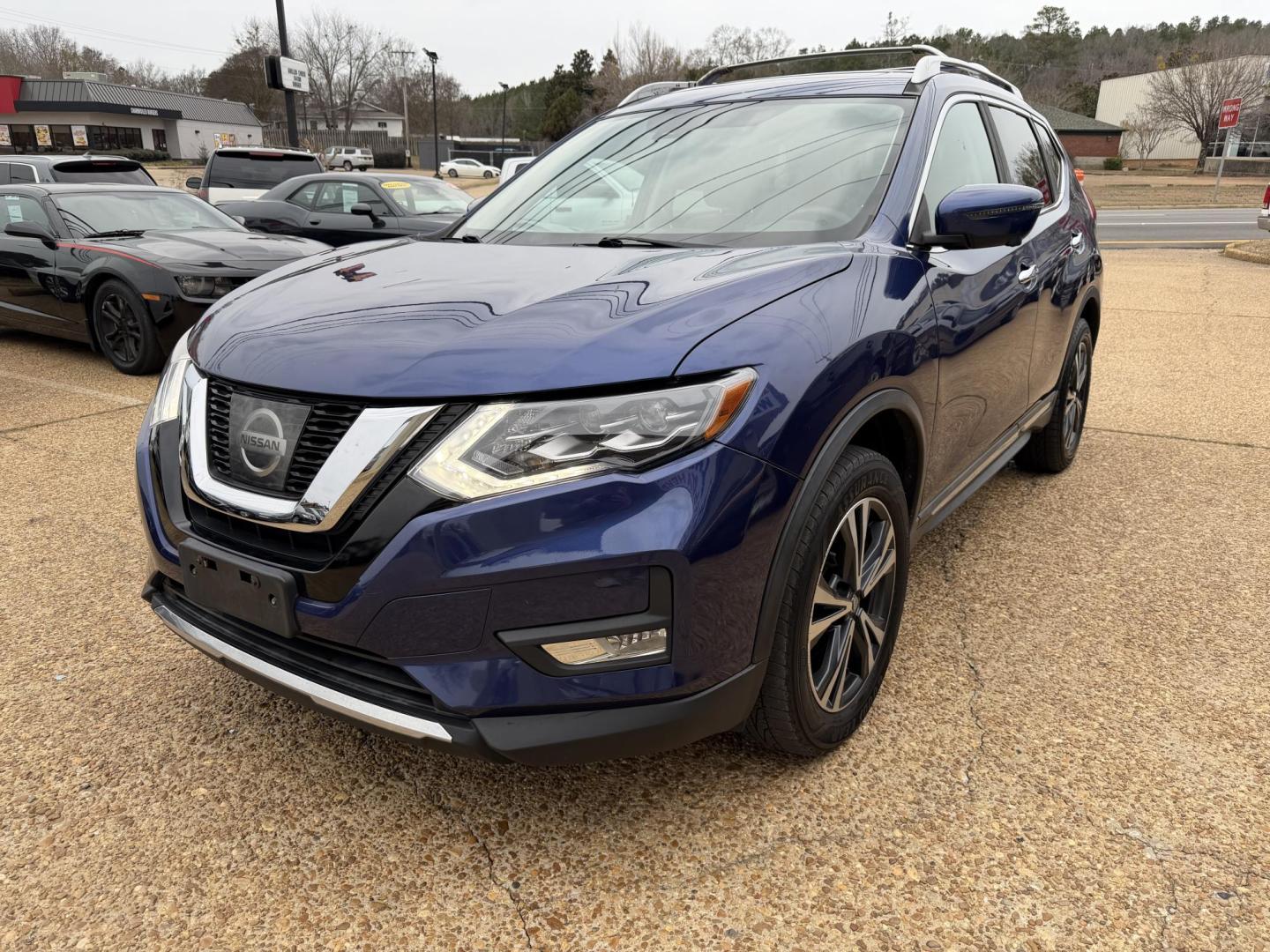 2017 BLUE NISSAN ROGUE SL (5N1AT2MV7HC) , located at 922 W. Beacon St., Philadelphia, MS, 39350, (601) 650-3675, 32.770447, -89.127151 - Photo#2
