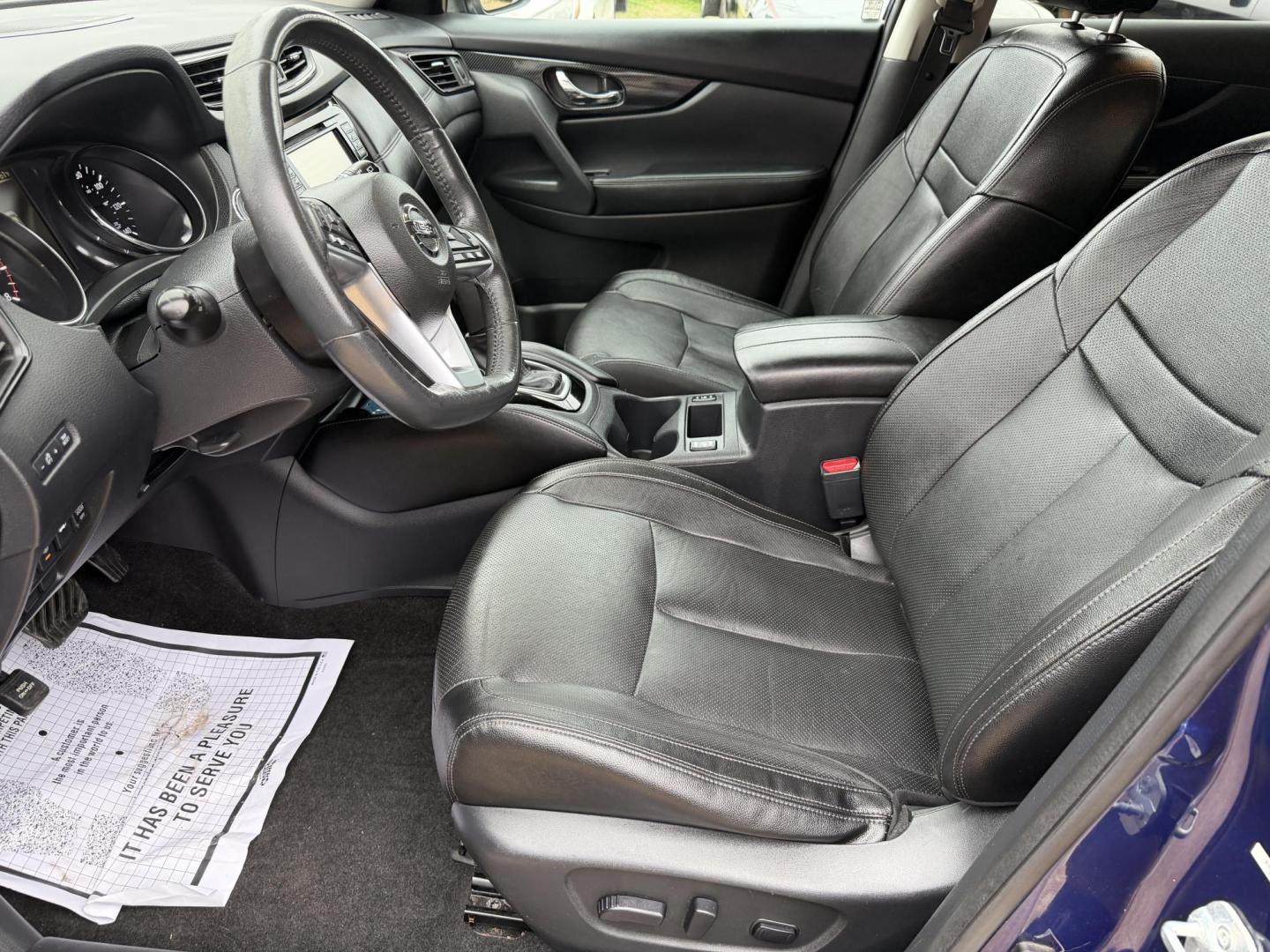 2017 BLUE NISSAN ROGUE SL (5N1AT2MV7HC) , located at 922 W. Beacon St., Philadelphia, MS, 39350, (601) 650-3675, 32.770447, -89.127151 - Photo#9