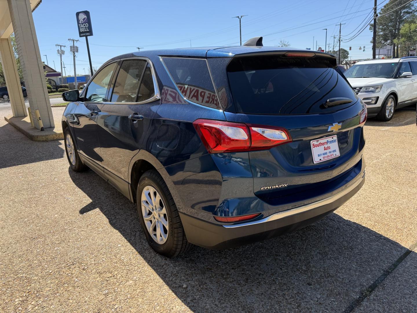 2020 BLUE CHEVROLET EQUINOX LT (1LT) (2GNAXKEV8L6) , located at 922 W. Beacon St., Philadelphia, MS, 39350, (601) 650-3675, 32.770447, -89.127151 - Photo#3