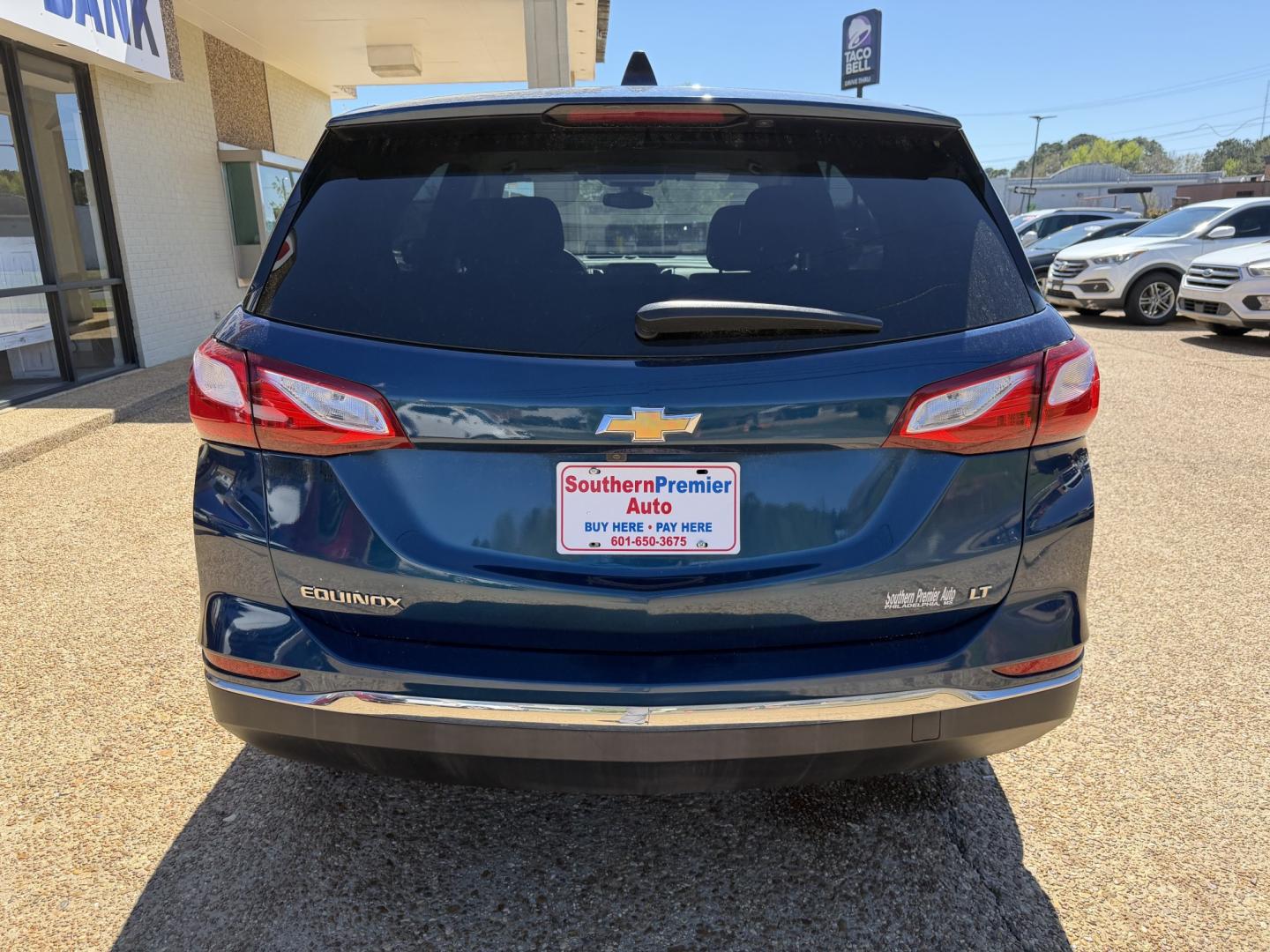 2020 BLUE CHEVROLET EQUINOX LT (1LT) (2GNAXKEV8L6) , located at 922 W. Beacon St., Philadelphia, MS, 39350, (601) 650-3675, 32.770447, -89.127151 - Photo#4