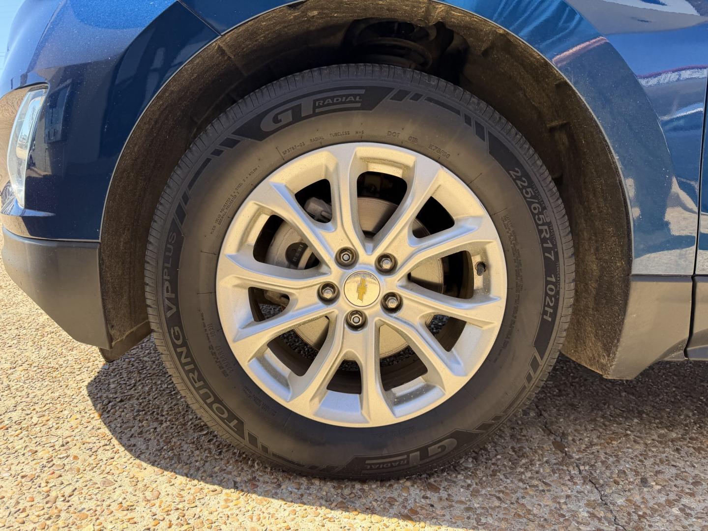 2020 BLUE CHEVROLET EQUINOX LT (1LT) (2GNAXKEV8L6) , located at 922 W. Beacon St., Philadelphia, MS, 39350, (601) 650-3675, 32.770447, -89.127151 - Photo#7