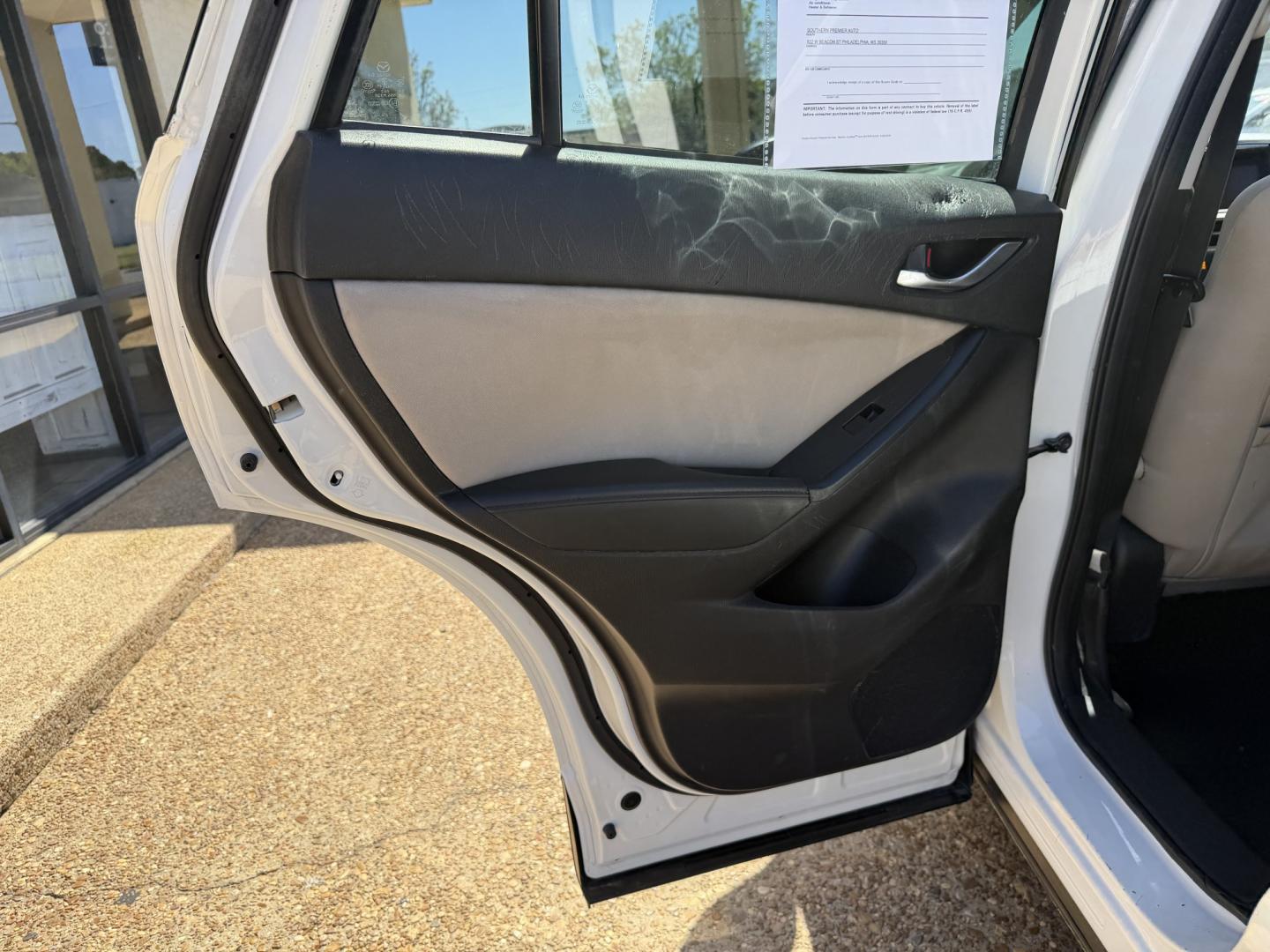 2016 WHITE MAZDA CX-5 TOURING (JM3KE2CY9G0) , located at 922 W. Beacon St., Philadelphia, MS, 39350, (601) 650-3675, 32.770447, -89.127151 - Photo#12