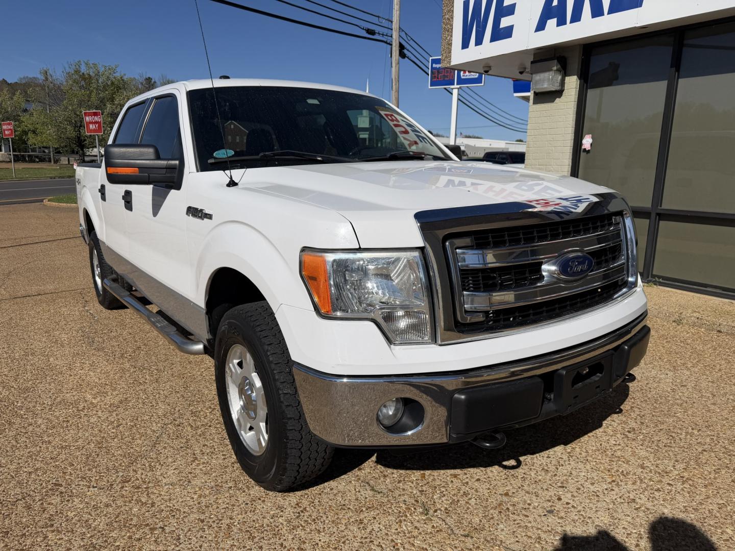 2013 WHITE FORD F-150 XLT (1FTFW1EF0DF) , located at 922 W. Beacon St., Philadelphia, MS, 39350, (601) 650-3675, 32.770447, -89.127151 - Photo#0