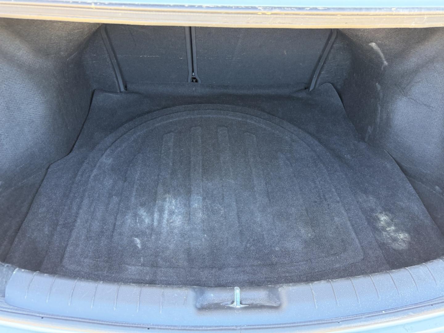 2020 WHITE HYUNDAI ELANTRA SEL (5NPD84LF8LH) , located at 922 W. Beacon St., Philadelphia, MS, 39350, (601) 650-3675, 32.770447, -89.127151 - Photo#19