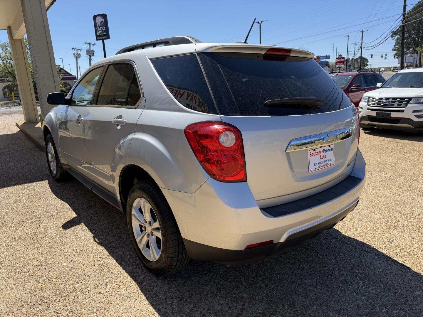 2015 SILVER CHEVROLET EQUINOX 1LT (2GNALBEK7F6) , located at 922 W. Beacon St., Philadelphia, MS, 39350, (601) 650-3675, 32.770447, -89.127151 - Photo#3