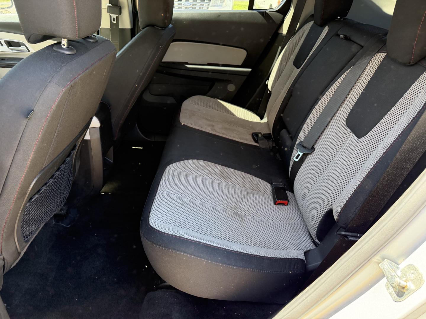 2015 SILVER CHEVROLET EQUINOX 1LT (2GNALBEK7F6) , located at 922 W. Beacon St., Philadelphia, MS, 39350, (601) 650-3675, 32.770447, -89.127151 - Photo#13