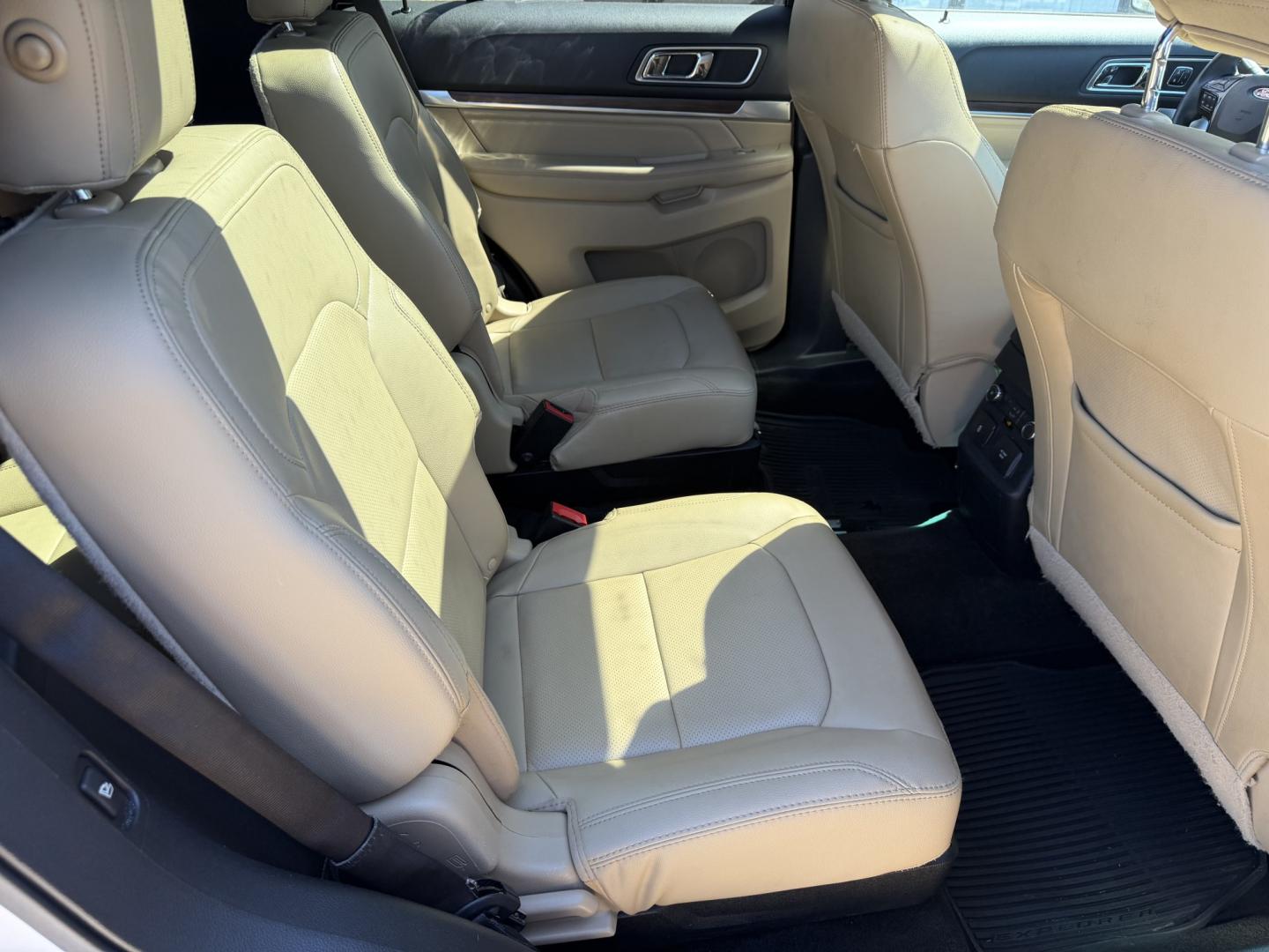 2016 WHITE FORD EXPLORER LIMITED (1FM5K7F87GG) , located at 922 W. Beacon St., Philadelphia, MS, 39350, (601) 650-3675, 32.770447, -89.127151 - Photo#14