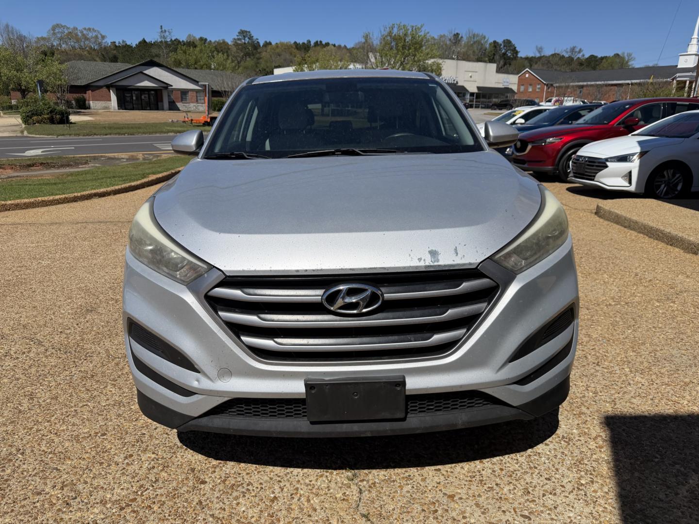 2017 SILVER HYUNDAI TUCSON SE (KM8J23A41HU) , located at 922 W. Beacon St., Philadelphia, MS, 39350, (601) 650-3675, 32.770447, -89.127151- Photo#1