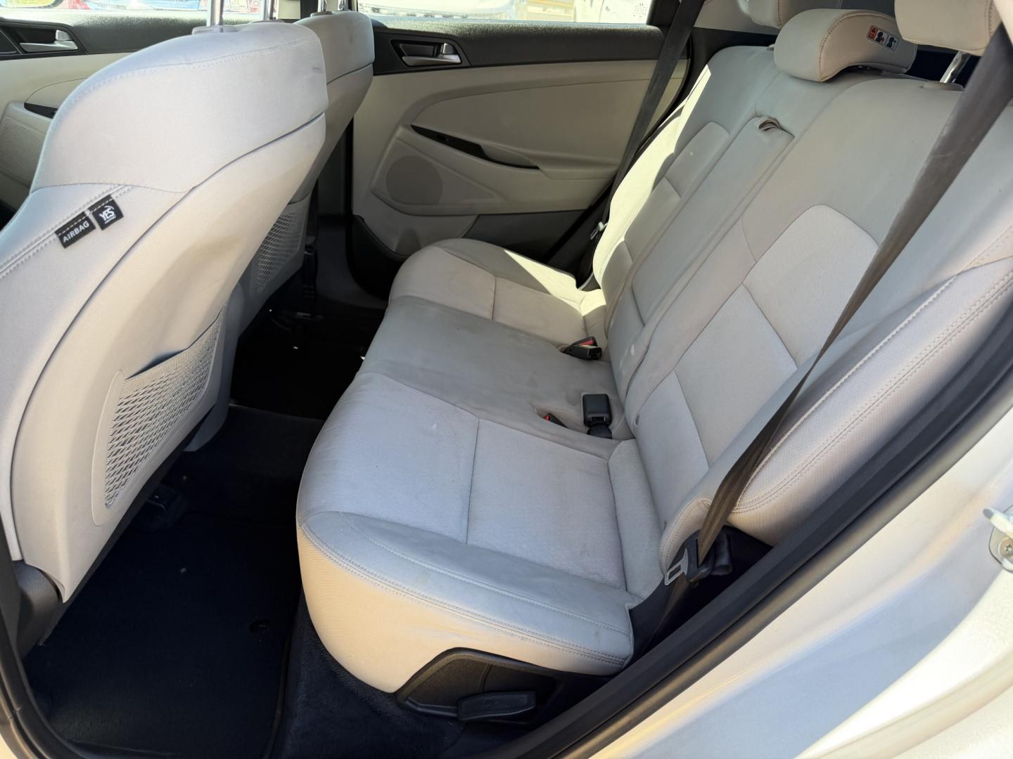 2017 SILVER HYUNDAI TUCSON SE (KM8J23A41HU) , located at 922 W. Beacon St., Philadelphia, MS, 39350, (601) 650-3675, 32.770447, -89.127151- Photo#13